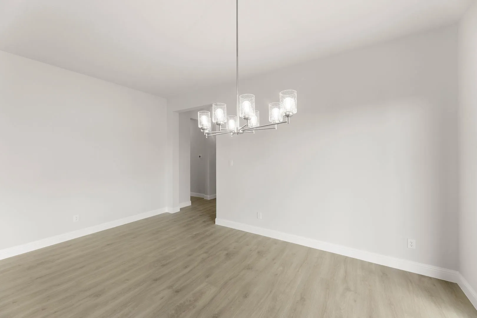 132 Evanston-Dining Room-2