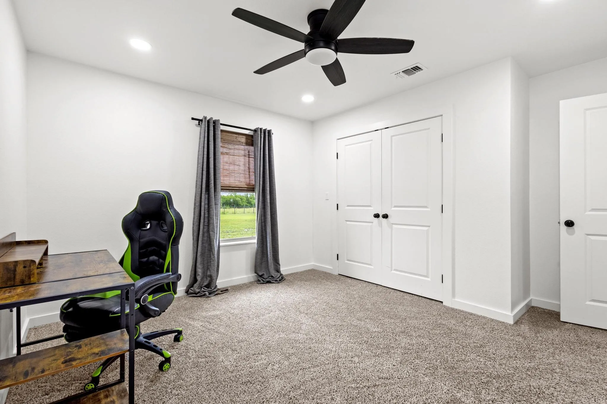 Single Family Residence For Sale in Lamar County , 293 Private Road 36008, Honey Grove, Texas 75446, 3 Bedrooms, 2 Bathrooms, Garage spaces, 1,664 Sqft, built in 2024, Price $275,000, mls#20962350, Real Estate Agent in Honey Grove, Homes For Sale in Lamar county, Homes For Sale in Honey Grove, Realtor in Honey Grove Texas, Real Estate Brokerage Independent Realty Texas, Luminita Cordes Realtor