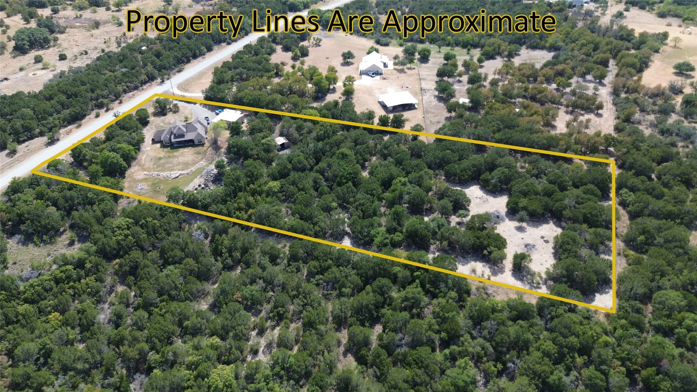 Single Family Residence For Sale in Erath County , 565 Ridgeway Drive, Bluff Dale, Texas 76433, 4 Bedroom, 3 Bathroom, 2 Garage spaces, 2,807 Sqft, built in 2016, Preowned, mls#20968251, Real Estate Agent in Bluff Dale, Homes For Sale in Erath county, Homes For Sale in Bluff Dale, Realtor in Bluff Dale Texas, Real Estate Brokerage Independent Realty Texas, Luminita Cordes Realtor