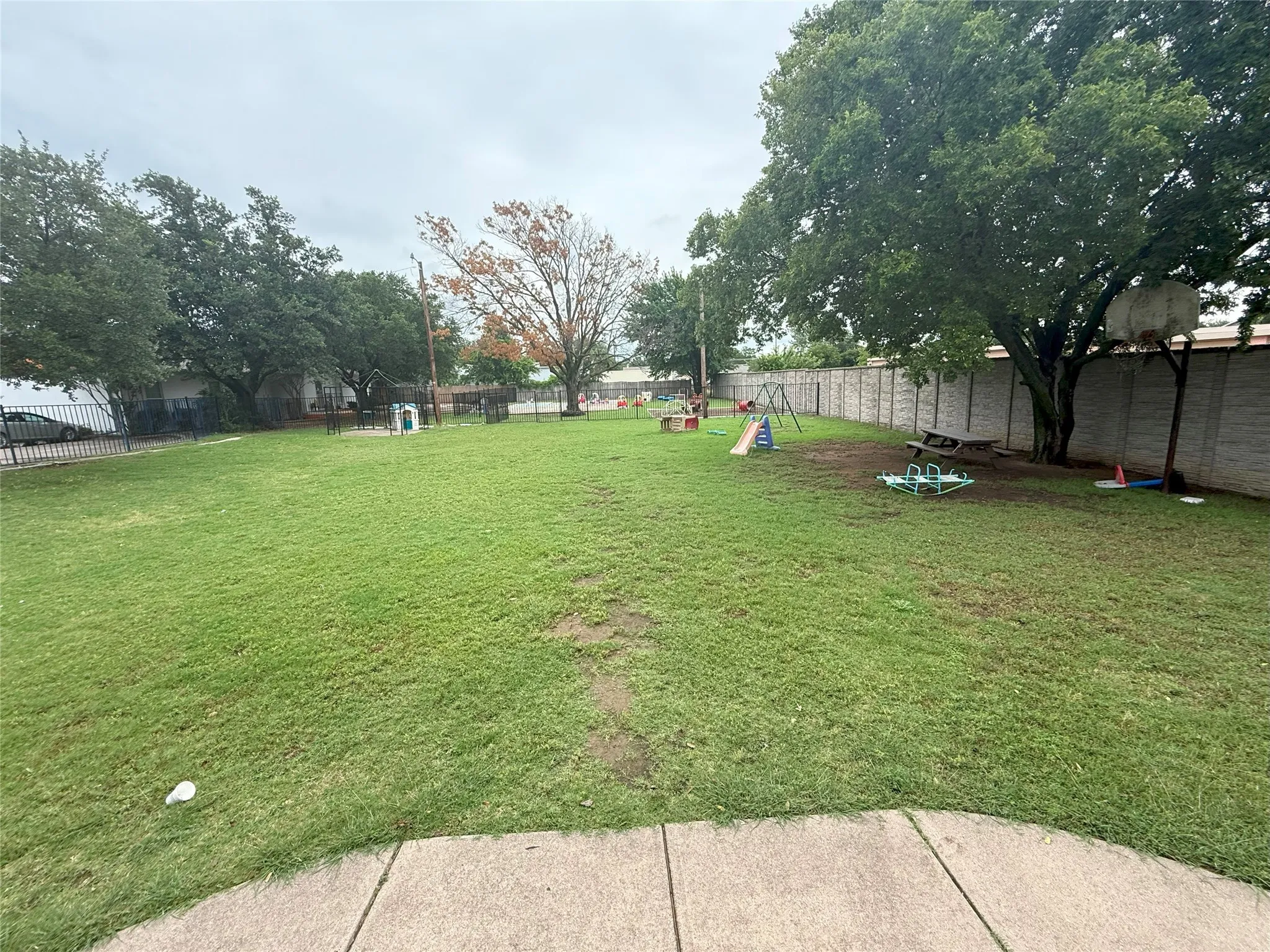 Office For Rent in Collin County , 716 E Main Street, Allen, Texas 75002, 0, 0, Garage spaces, 0 Sqft, built in 1975, Preowned, Price $1,795, mls#20970284, Real Estate Agent in Allen, Homes For Rent in Collin county, Homes For Rent in Allen, Realtor in Allen Texas, Real Estate Brokerage Independent Realty Texas, Luminita Cordes Realtor