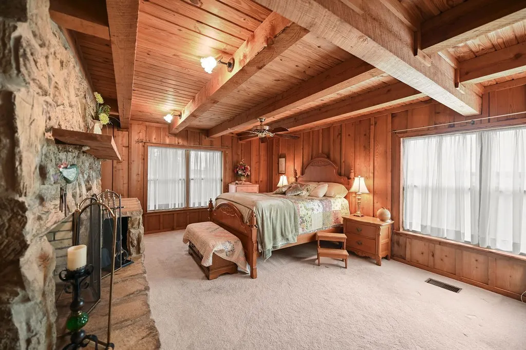 Single Family Residence For Sale in Rains County , 411 Rs County Road 4525, Point, Texas 75472, 4 Bedroom, 3 Bathroom, 2 Garage spaces, 2,744 Sqft, built in 1992, mls#20971227, Real Estate Agent in Point, Homes For Sale in Rains county, Homes For Sale in Point, Realtor in Point Texas, Real Estate Brokerage Independent Realty Texas, Luminita Cordes Realtor