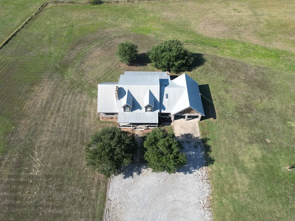Single Family Residence For Sale in Rains County , 411 Rs County Road 4525, Point, Texas 75472, 4 Bedroom, 3 Bathroom, 2 Garage spaces, 2,744 Sqft, built in 1992, mls#20971227, Real Estate Agent in Point, Homes For Sale in Rains county, Homes For Sale in Point, Realtor in Point Texas, Real Estate Brokerage Independent Realty Texas, Luminita Cordes Realtor