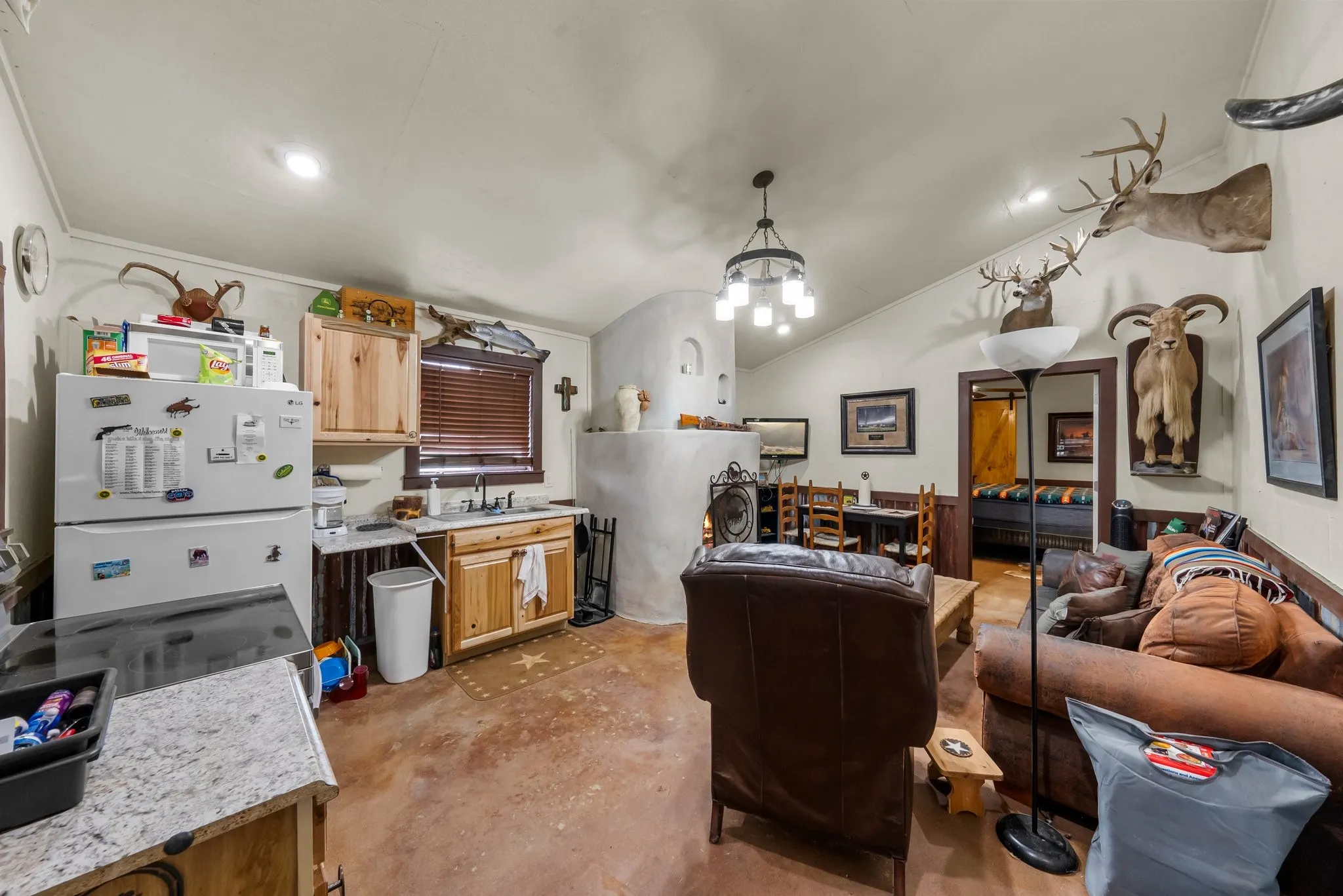 Farm For Sale in Burnet County , 101 Starhorn Road, Marble Falls, Texas 78654, 2 Bedroom, 2 Bathroom, 2 Garage spaces, 600 Sqft, built in 0, mls#20969017, Real Estate Agent in Marble Falls, Homes For Sale in Burnet county, Homes For Sale in Marble Falls, Realtor in Marble Falls Texas, Real Estate Brokerage Independent Realty Texas, Luminita Cordes Realtor