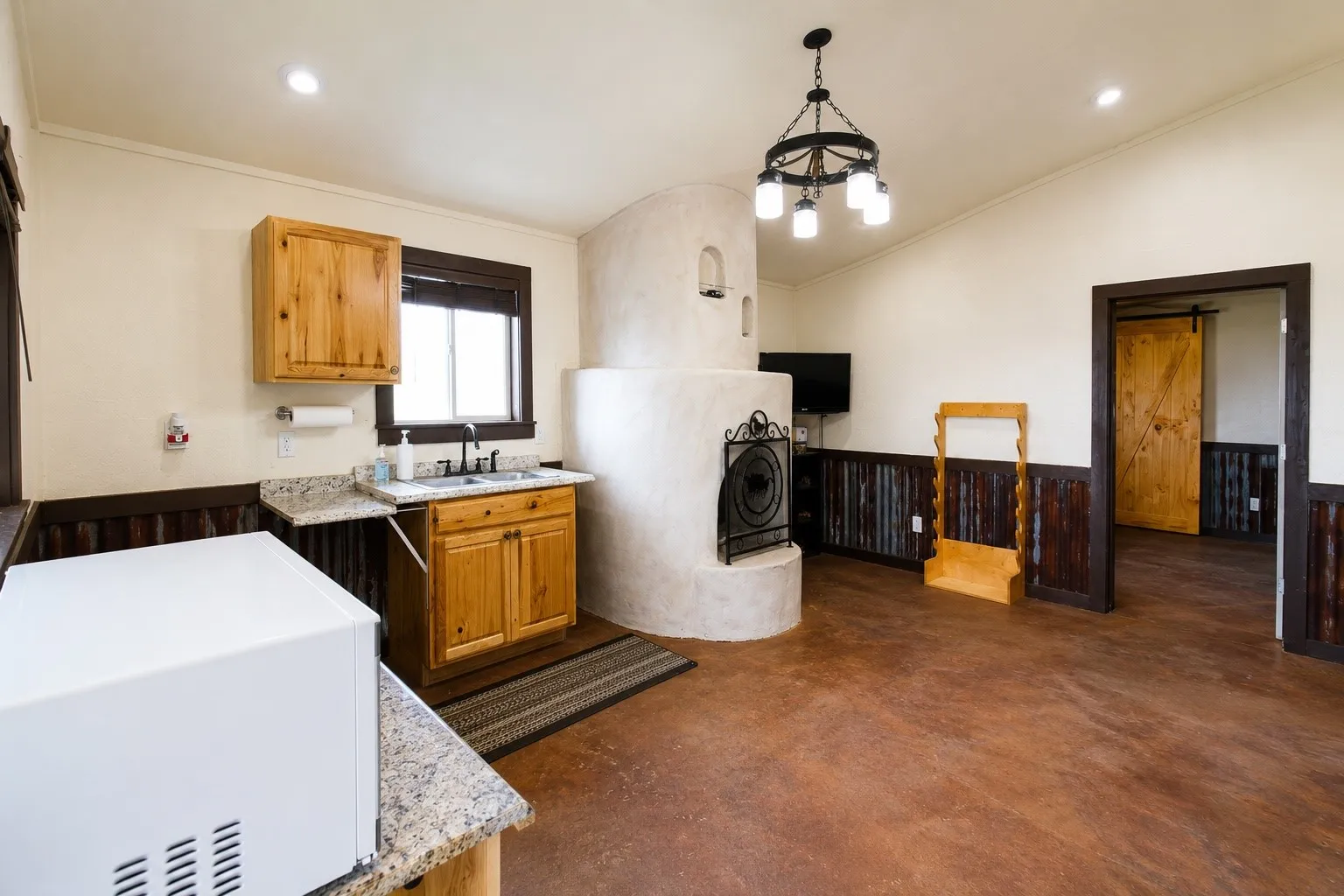 Farm For Sale in Burnet County , 101 Starhorn Road, Marble Falls, Texas 78654, 2 Bedroom, 2 Bathroom, 2 Garage spaces, 600 Sqft, built in 0, mls#20969017, Real Estate Agent in Marble Falls, Homes For Sale in Burnet county, Homes For Sale in Marble Falls, Realtor in Marble Falls Texas, Real Estate Brokerage Independent Realty Texas, Luminita Cordes Realtor
