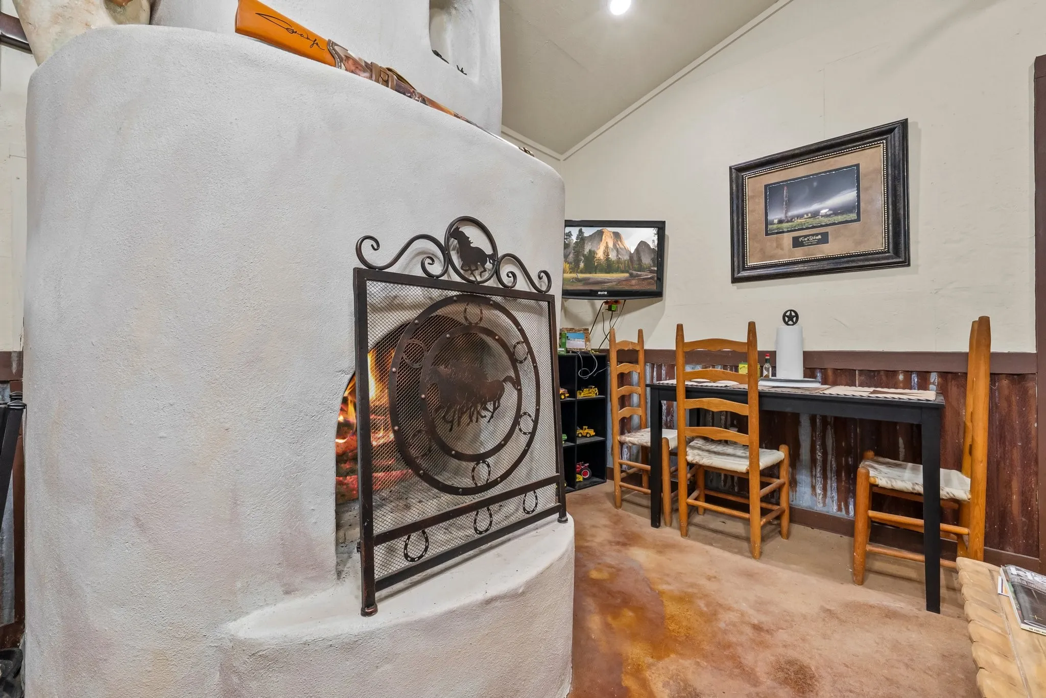 Farm For Sale in Burnet County , 101 Starhorn Road, Marble Falls, Texas 78654, 2 Bedroom, 2 Bathroom, 2 Garage spaces, 600 Sqft, built in 0, mls#20969017, Real Estate Agent in Marble Falls, Homes For Sale in Burnet county, Homes For Sale in Marble Falls, Realtor in Marble Falls Texas, Real Estate Brokerage Independent Realty Texas, Luminita Cordes Realtor