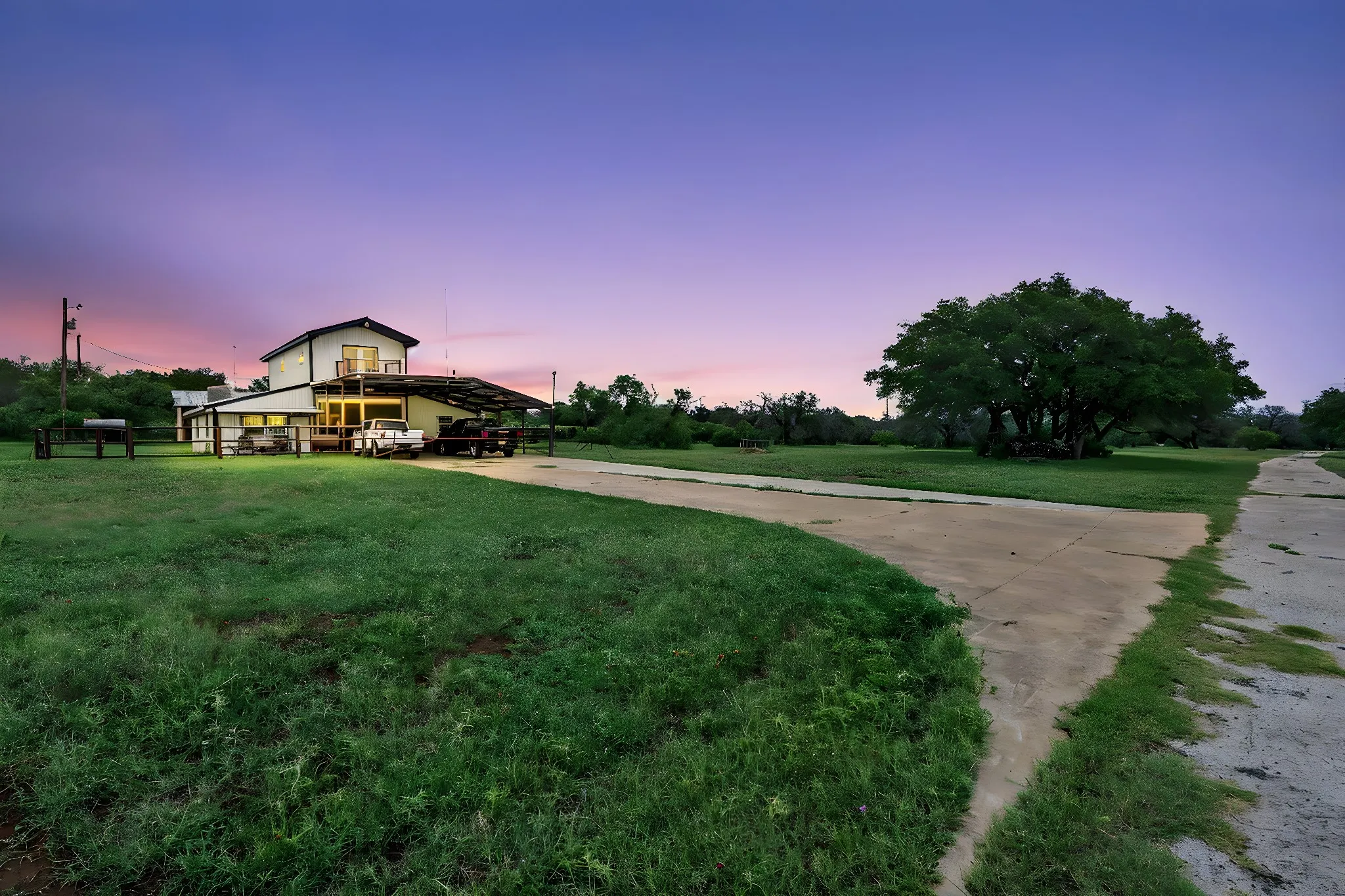 Farm For Sale in Burnet County , 101 Starhorn Road, Marble Falls, Texas 78654, 2 Bedroom, 2 Bathroom, 2 Garage spaces, 600 Sqft, built in 0, mls#20969017, Real Estate Agent in Marble Falls, Homes For Sale in Burnet county, Homes For Sale in Marble Falls, Realtor in Marble Falls Texas, Real Estate Brokerage Independent Realty Texas, Luminita Cordes Realtor