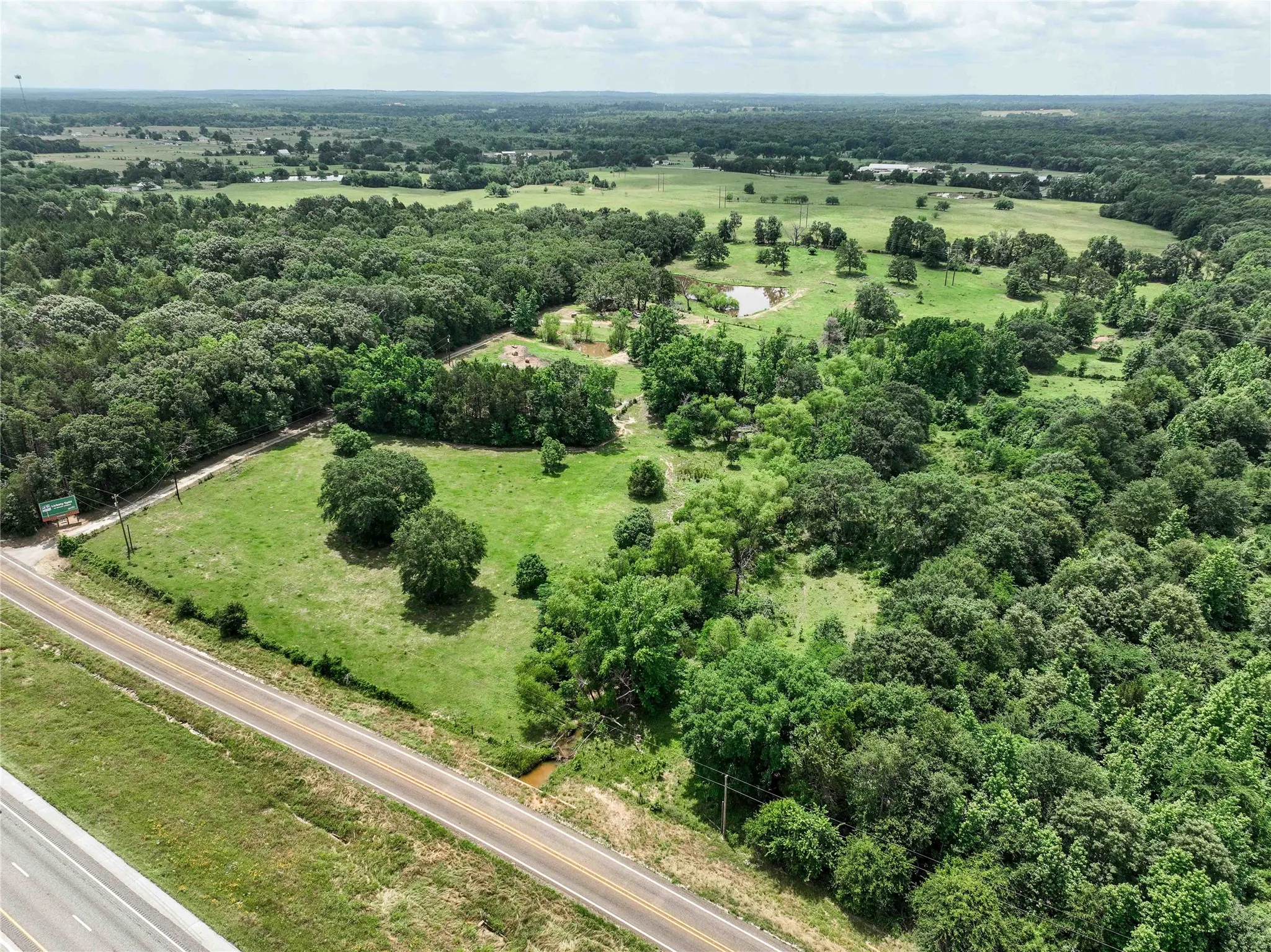 Business For Sale in Van Zandt County , 3389 I-20 Service Rd, Van, Texas 75790, 0, 0, Garage spaces, 0 Sqft, built in 2003, Preowned, mls#20971056, Real Estate Agent in Van, Homes For Sale in Van Zandt county, Homes For Sale in Van, Realtor in Van Texas, Real Estate Brokerage Independent Realty Texas, Luminita Cordes Realtor
