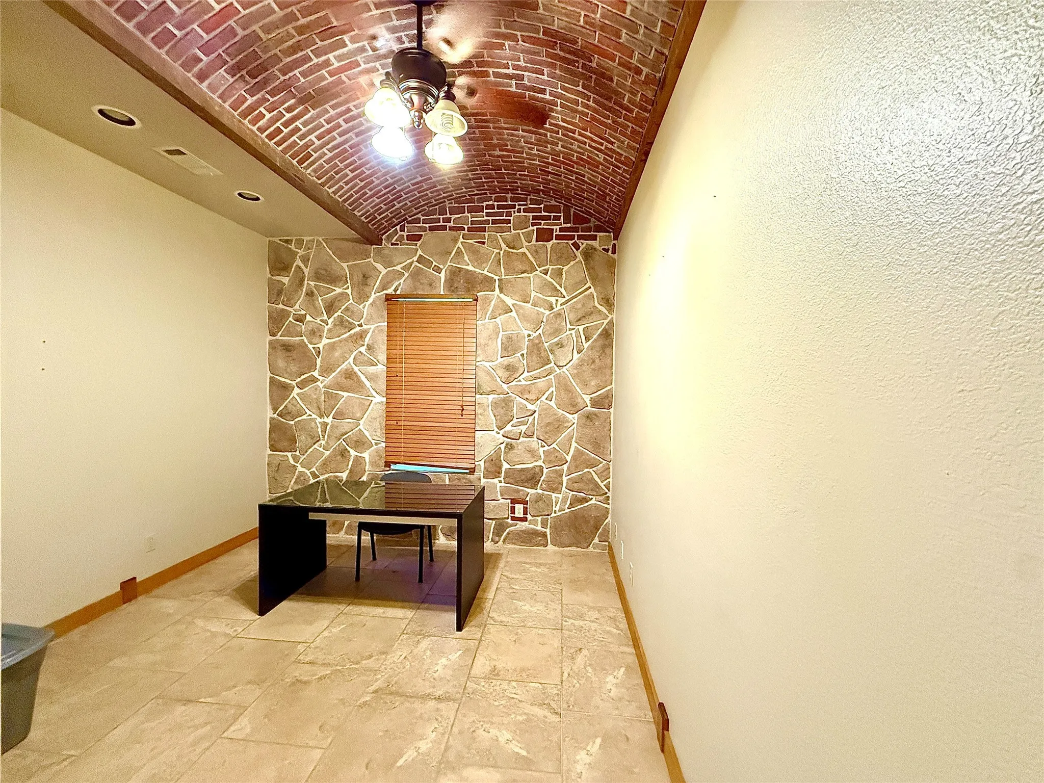 Office For Rent in Denton County , 5101 E University Drive, Denton, Texas 76208, 0, 0, Garage spaces, 0 Sqft, built in 2003, Preowned, Price $2, mls#20971649, Real Estate Agent in Denton, Homes For Rent in Denton county, Homes For Rent in Denton, Realtor in Denton Texas, Real Estate Brokerage Independent Realty Texas, Luminita Cordes Realtor