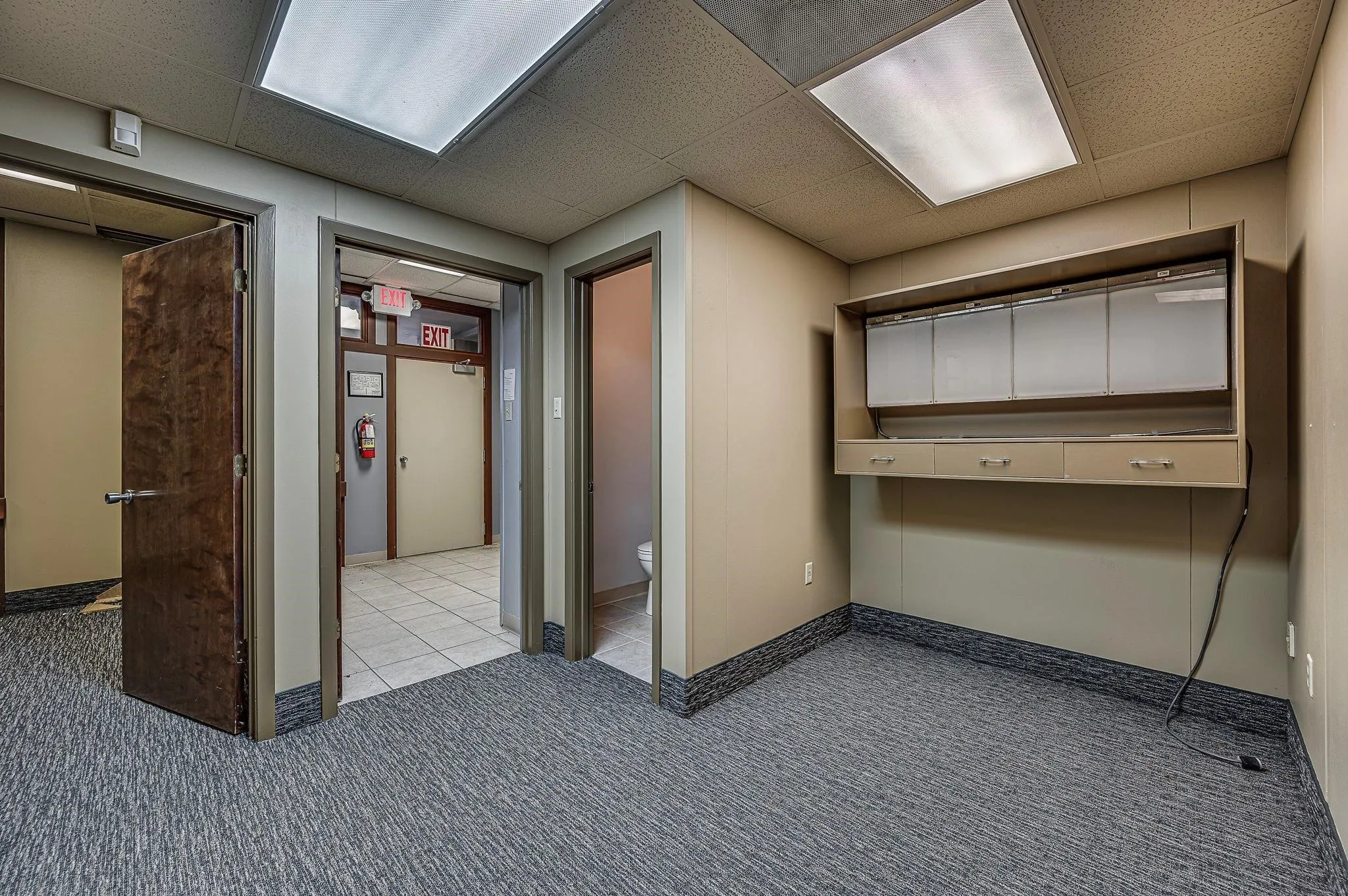 Office For Rent in Ellis County , 601 S Clay Street 103, Ennis, Texas 75119, 0, 0, Garage spaces, 0 Sqft, built in 1987, Preowned, Price $1,800, mls#20971840, Real Estate Agent in Ennis, Homes For Rent in Ellis county, Homes For Rent in Ennis, Realtor in Ennis Texas, Real Estate Brokerage Independent Realty Texas, Luminita Cordes Realtor