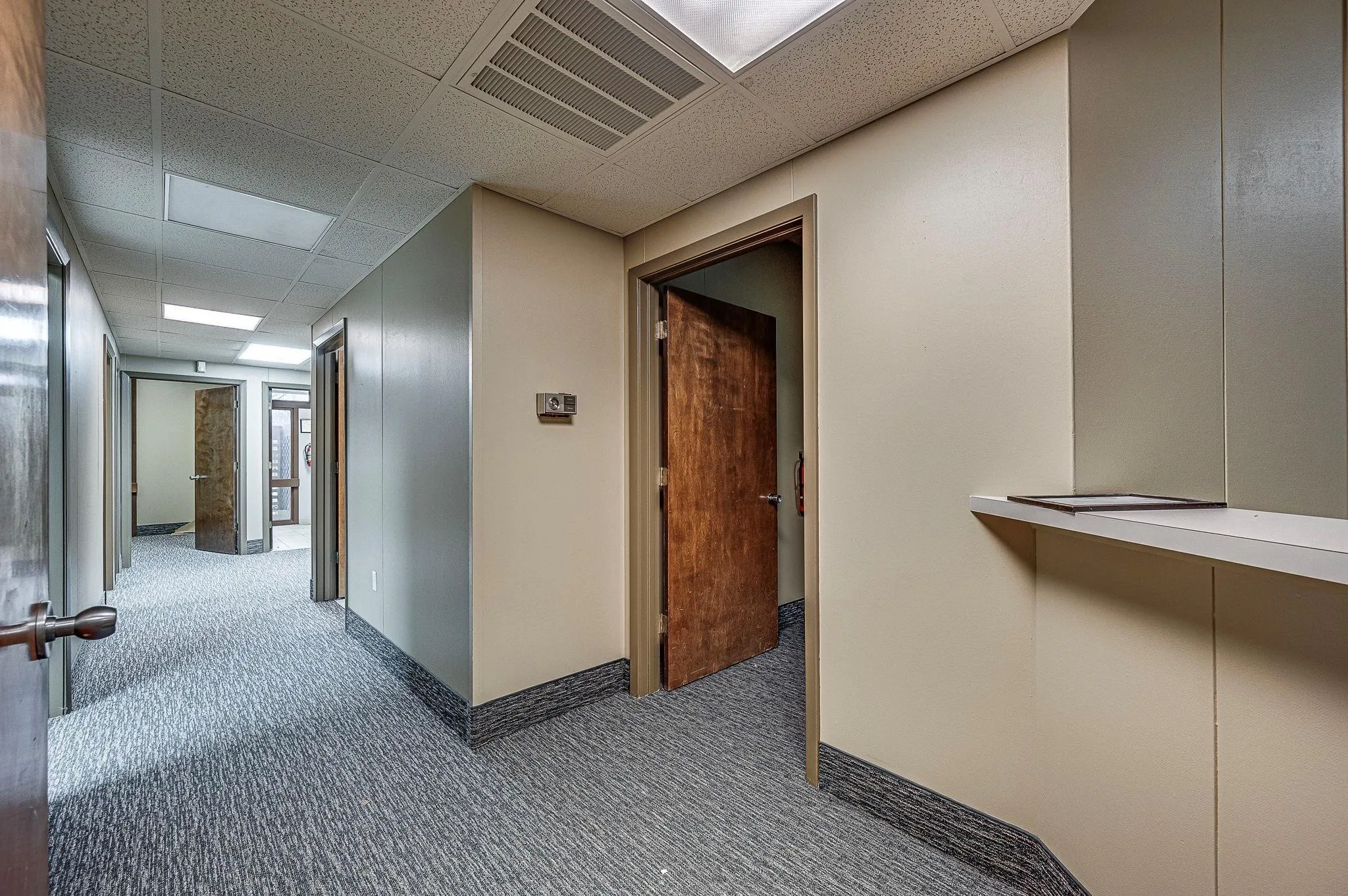 Office For Rent in Ellis County , 601 S Clay Street 103, Ennis, Texas 75119, 0, 0, Garage spaces, 0 Sqft, built in 1987, Preowned, Price $1,800, mls#20971840, Real Estate Agent in Ennis, Homes For Rent in Ellis county, Homes For Rent in Ennis, Realtor in Ennis Texas, Real Estate Brokerage Independent Realty Texas, Luminita Cordes Realtor