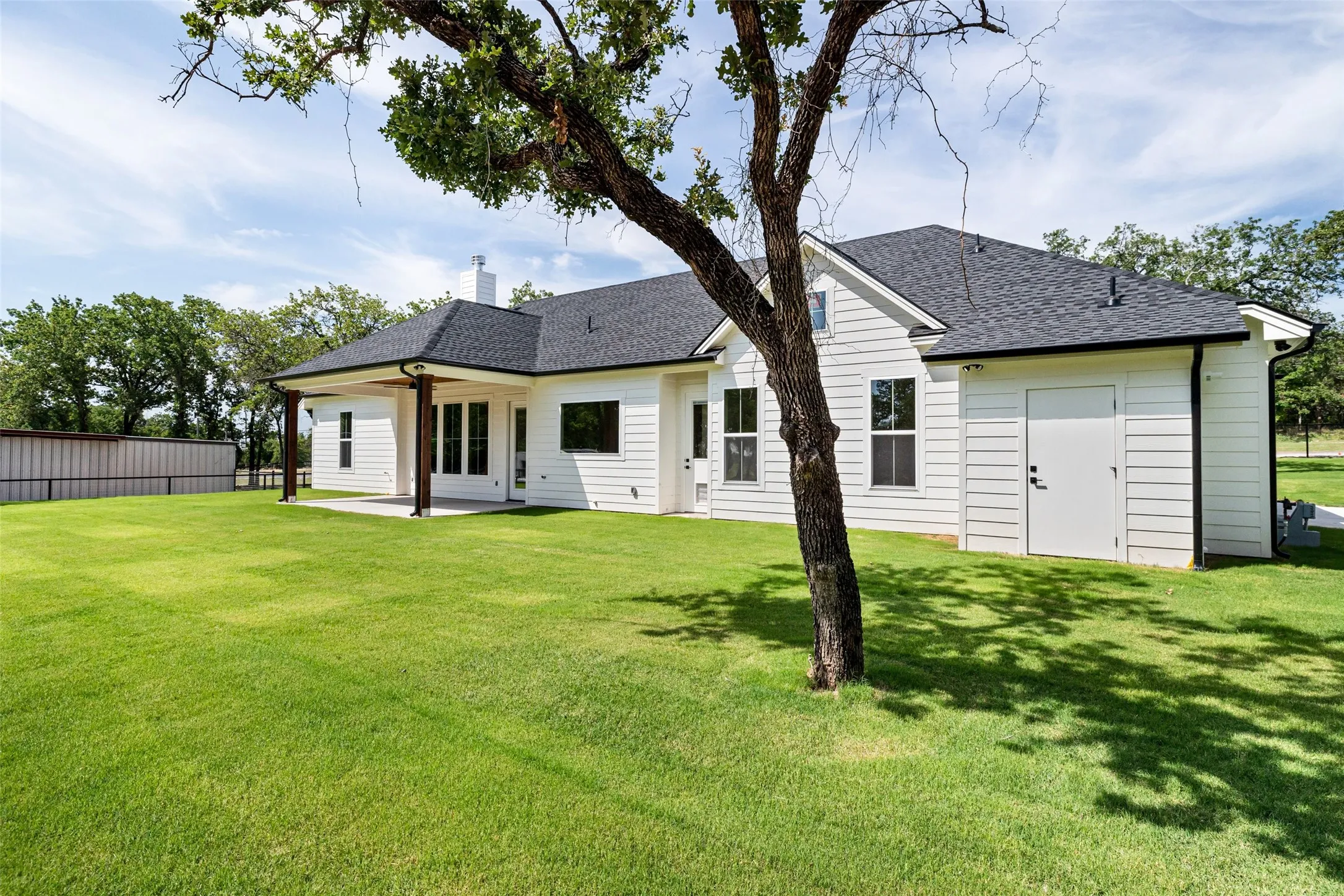 Single Family Residence For Sale in Hood County , 6513 Hill City Highway, Tolar, Texas 76476, 3 Bedrooms, 3 Bathrooms, 2 Garage spaces, 2,045 Sqft, built in 2025, New Construction - Complete, Price $699,900, mls#20971968, Real Estate Agent in Tolar, Homes For Sale in Hood county, Homes For Sale in Tolar, Realtor in Tolar Texas, Real Estate Brokerage Independent Realty Texas, Luminita Cordes Realtor