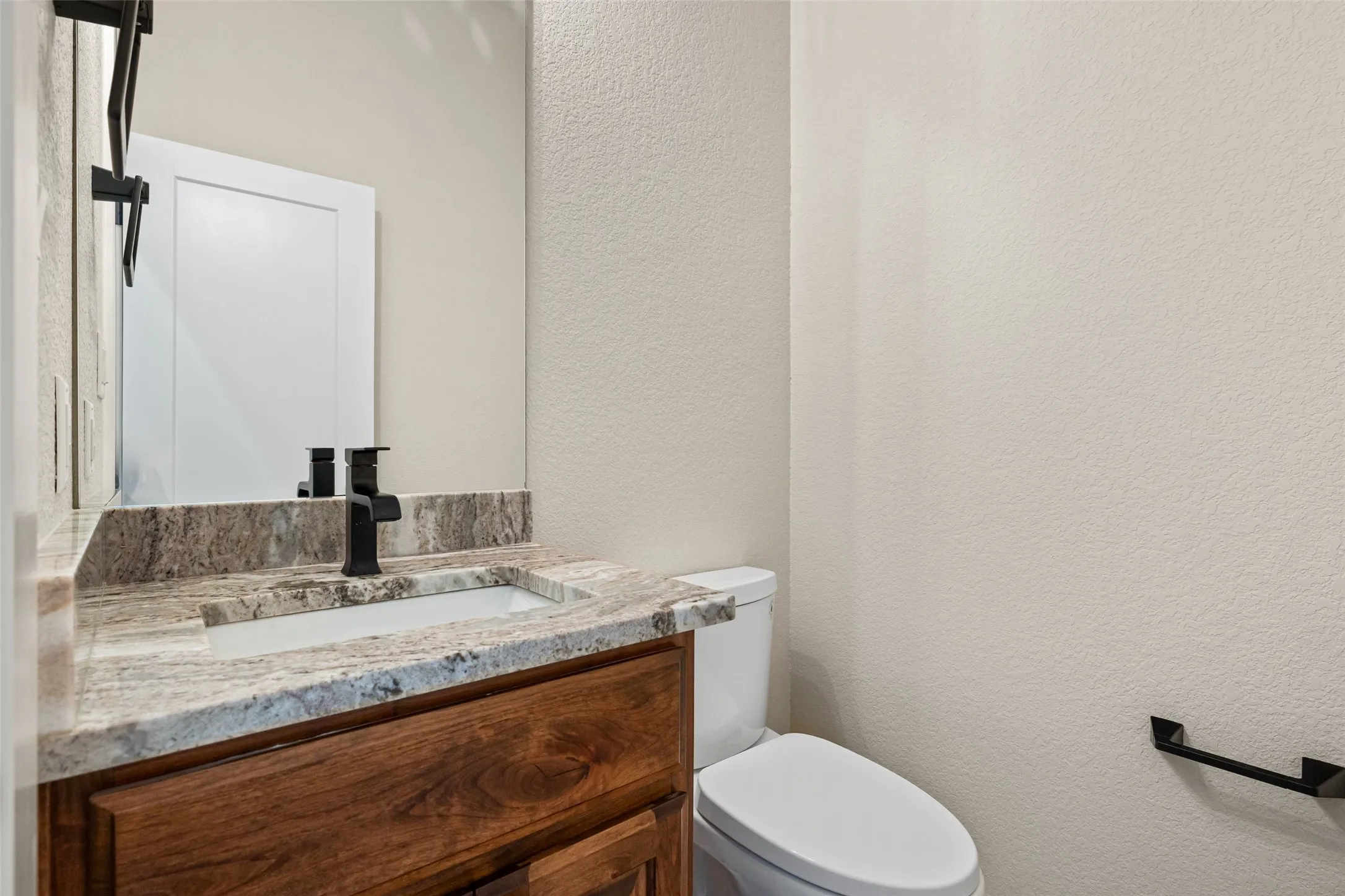 Single Family Residence For Sale in Hood County , 6513 Hill City Highway, Tolar, Texas 76476, 3 Bedrooms, 3 Bathrooms, 2 Garage spaces, 2,045 Sqft, built in 2025, New Construction - Complete, Price $699,900, mls#20971968, Real Estate Agent in Tolar, Homes For Sale in Hood county, Homes For Sale in Tolar, Realtor in Tolar Texas, Real Estate Brokerage Independent Realty Texas, Luminita Cordes Realtor