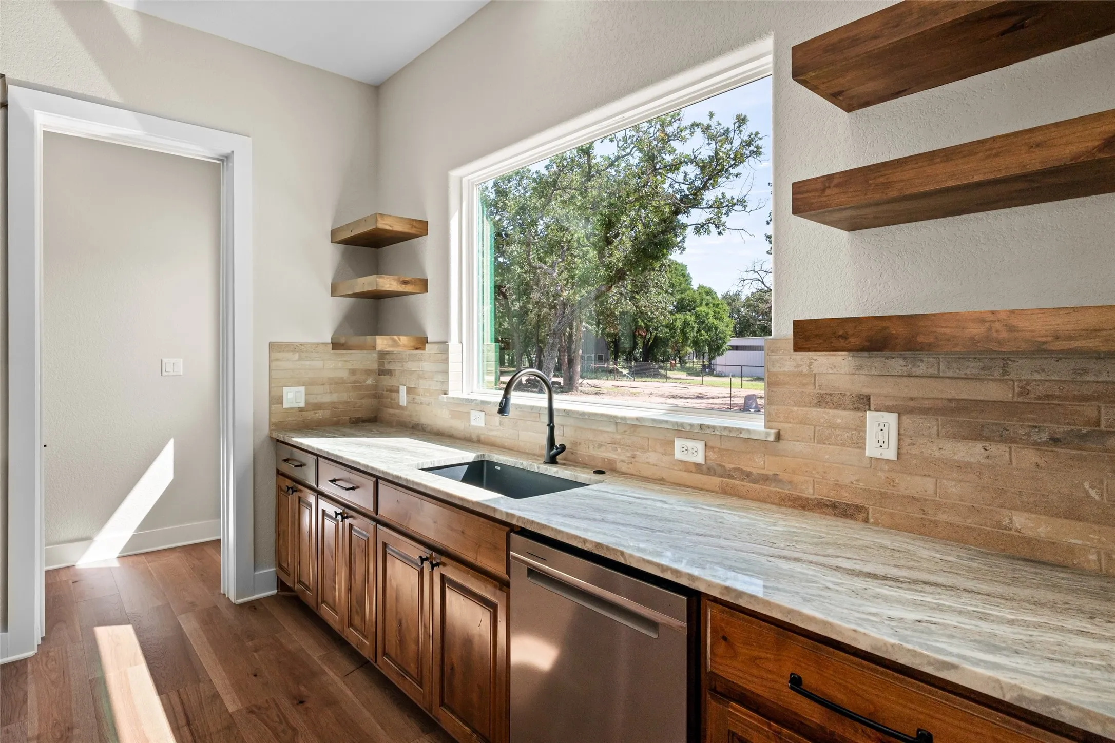 Single Family Residence For Sale in Hood County , 6513 Hill City Highway, Tolar, Texas 76476, 3 Bedrooms, 3 Bathrooms, 2 Garage spaces, 2,045 Sqft, built in 2025, New Construction - Complete, Price $699,900, mls#20971968, Real Estate Agent in Tolar, Homes For Sale in Hood county, Homes For Sale in Tolar, Realtor in Tolar Texas, Real Estate Brokerage Independent Realty Texas, Luminita Cordes Realtor