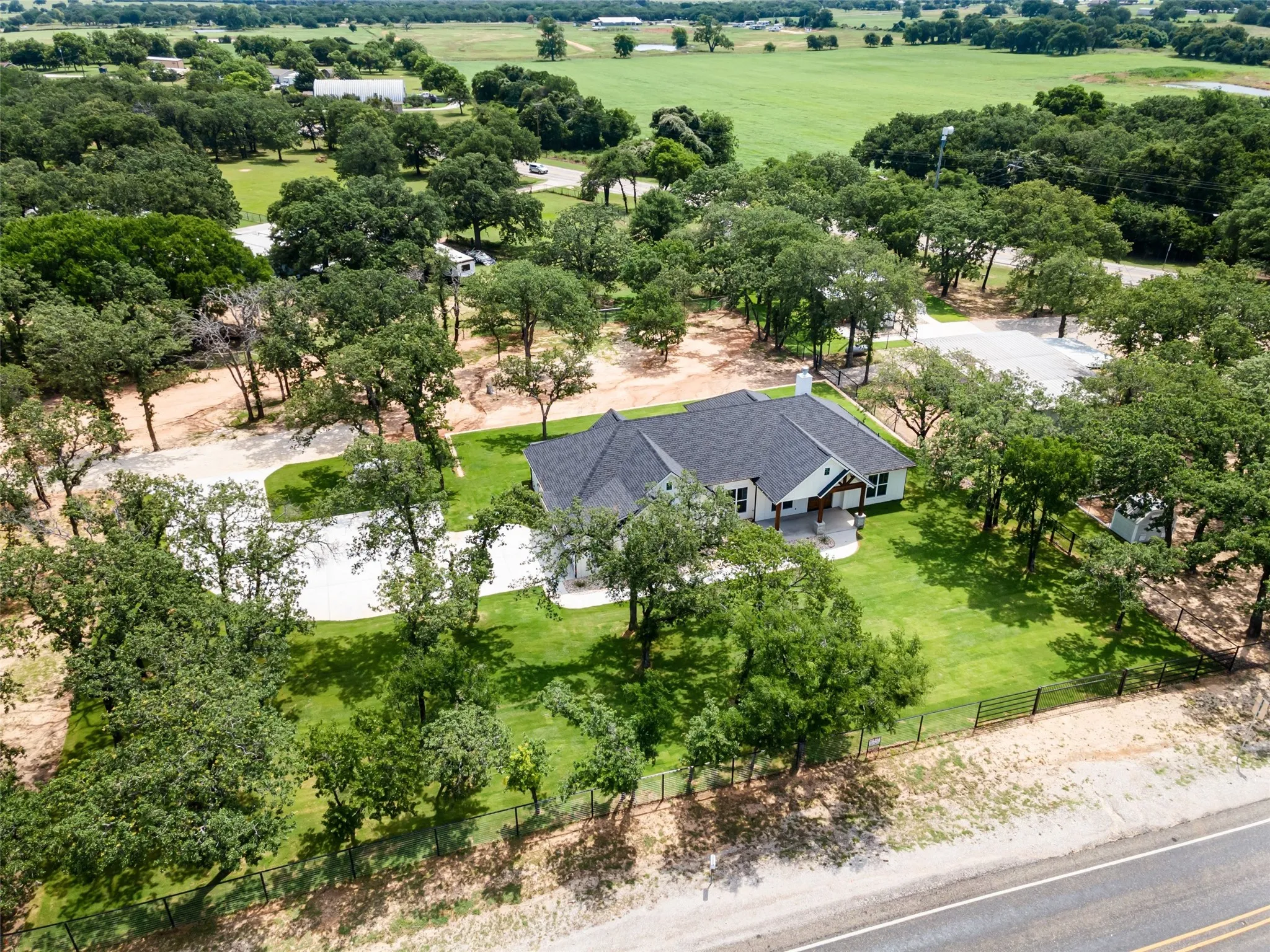 Single Family Residence For Sale in Hood County , 6513 Hill City Highway, Tolar, Texas 76476, 3 Bedrooms, 3 Bathrooms, 2 Garage spaces, 2,045 Sqft, built in 2025, New Construction - Complete, Price $699,900, mls#20971968, Real Estate Agent in Tolar, Homes For Sale in Hood county, Homes For Sale in Tolar, Realtor in Tolar Texas, Real Estate Brokerage Independent Realty Texas, Luminita Cordes Realtor