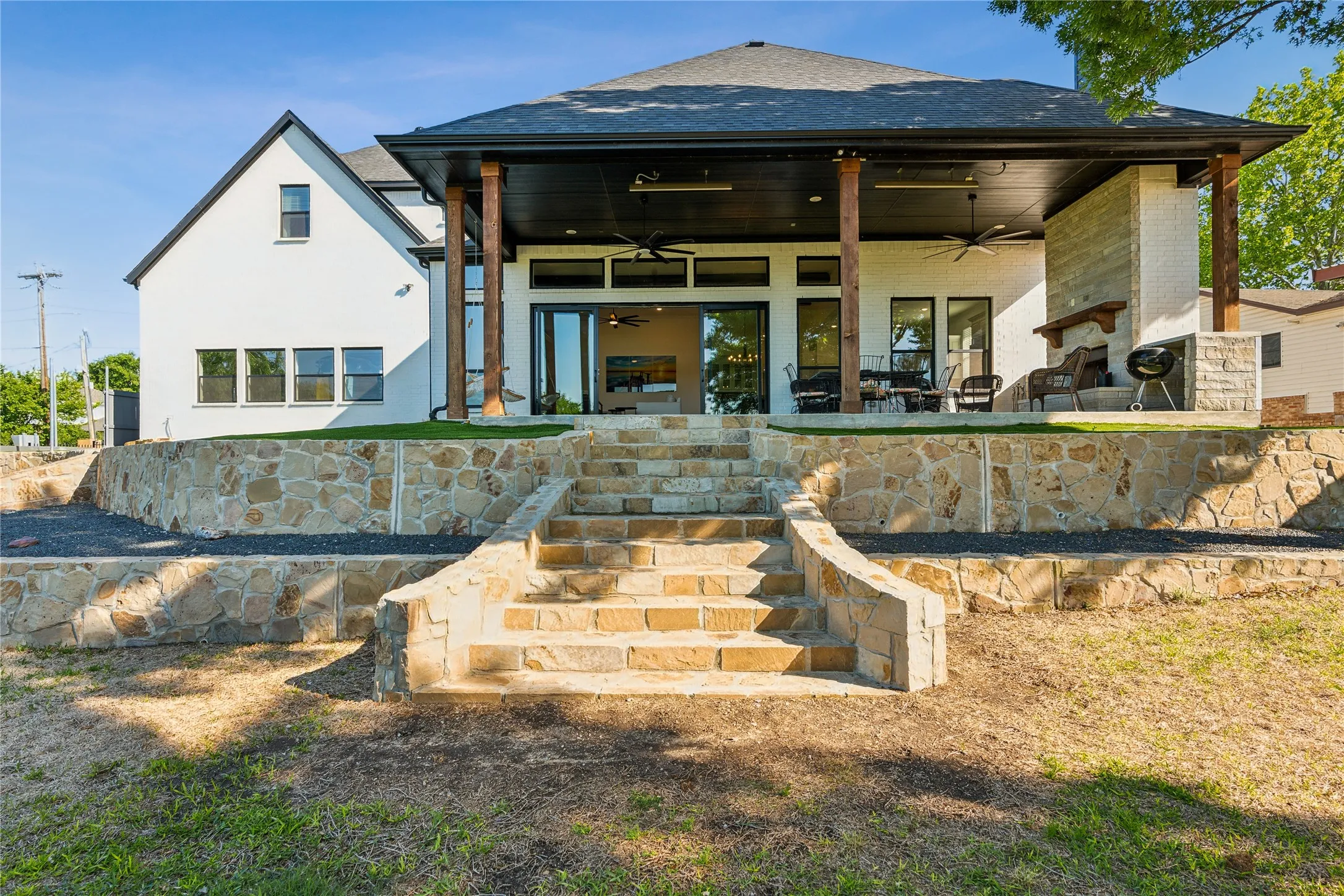 Single Family Residence For Sale in Denton County , 7637 W Shore Drive, The Colony, Texas 75056, 5 Bedroom, 5 Bathroom, 2 Garage spaces, 3,282 Sqft, built in 2021, mls#20972215, Real Estate Agent in The Colony, Homes For Sale in Denton county, Homes For Sale in The Colony, Realtor in The Colony Texas, Real Estate Brokerage Independent Realty Texas, Luminita Cordes Realtor