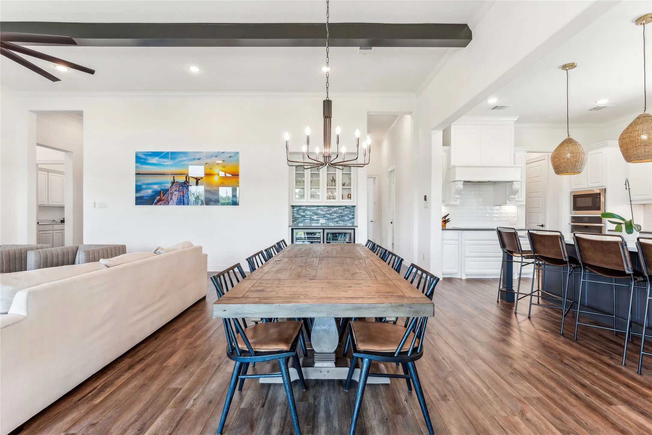 Single Family Residence For Sale in Denton County , 7637 W Shore Drive, The Colony, Texas 75056, 5 Bedroom, 5 Bathroom, 2 Garage spaces, 3,282 Sqft, built in 2021, mls#20972215, Real Estate Agent in The Colony, Homes For Sale in Denton county, Homes For Sale in The Colony, Realtor in The Colony Texas, Real Estate Brokerage Independent Realty Texas, Luminita Cordes Realtor