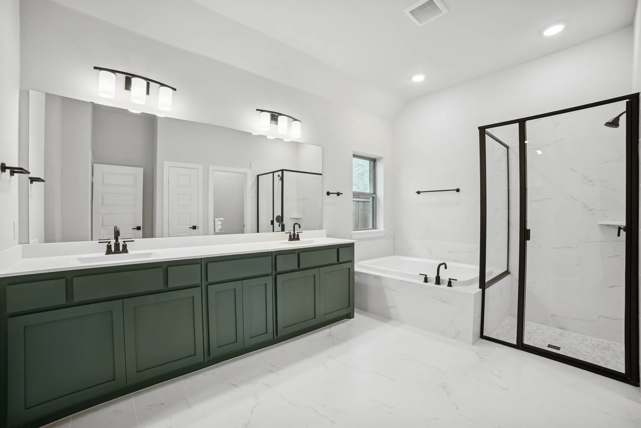 Single Family Residence For Sale in Kaufman County , 9512 Dahlia Boulevard, Mesquite, Texas 75126, 3 Bedroom, 3 Bathroom, 2 Garage spaces, 2,469 Sqft, built in 2025, mls#20972674, Real Estate Agent in Mesquite, Homes For Sale in Kaufman county, Homes For Sale in Mesquite, Realtor in Mesquite Texas, Real Estate Brokerage Independent Realty Texas, Luminita Cordes Realtor
