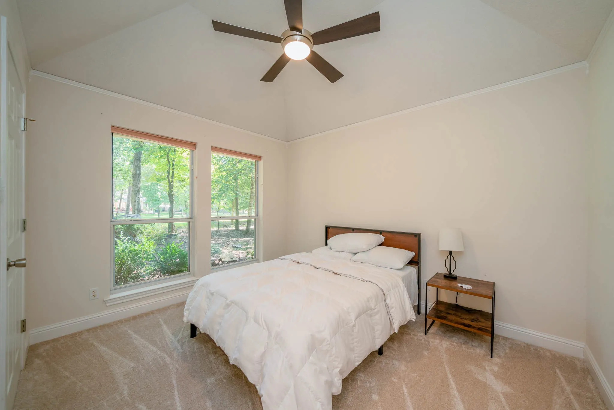 Single Family Residence For Sale in Wood County , 234 Spring Lake Knoll Trail, Holly Lake Ranch, Texas 75765, 3 Bedroom, 2 Bathroom, 2 Garage spaces, 1,971 Sqft, built in 1998, mls#20973193, Real Estate Agent in Holly Lake Ranch, Homes For Sale in Wood county, Homes For Sale in Holly Lake Ranch, Realtor in Holly Lake Ranch Texas, Real Estate Brokerage Independent Realty Texas, Luminita Cordes Realtor