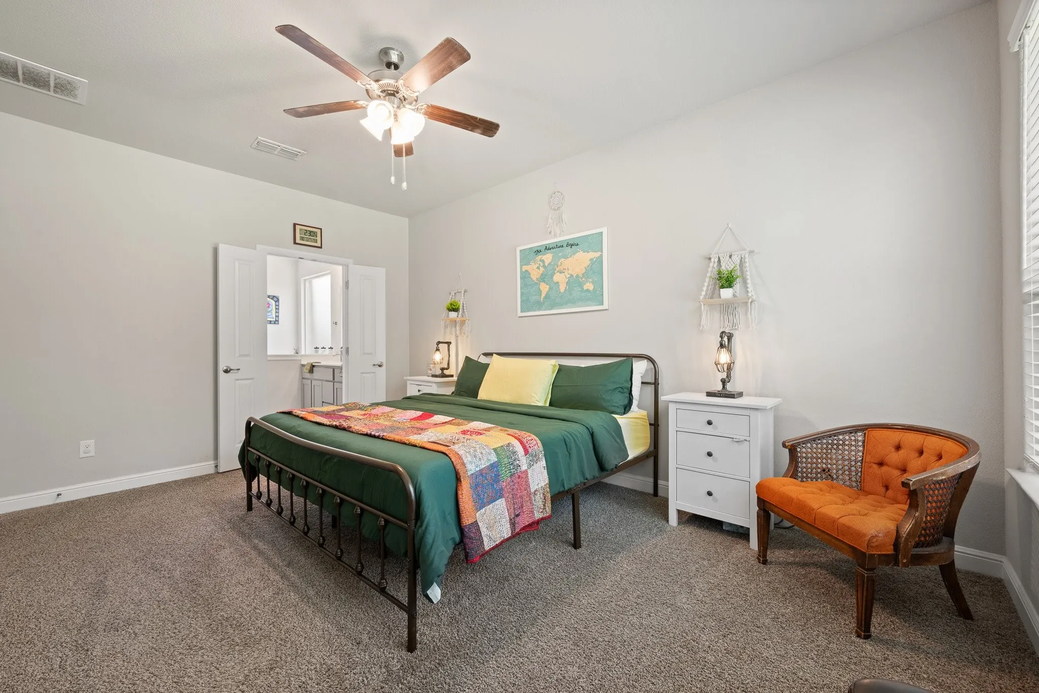 Single Family Residence For Sale in Denton County , 5709 Round Hill Road, Denton, Texas 76210, 4 Bedroom, 2 Bathroom, 2 Garage spaces, 1,845 Sqft, built in 2023, Preowned, mls#20971310, Real Estate Agent in Denton, Homes For Sale in Denton county, Homes For Sale in Denton, Realtor in Denton Texas, Real Estate Brokerage Independent Realty Texas, Luminita Cordes Realtor
