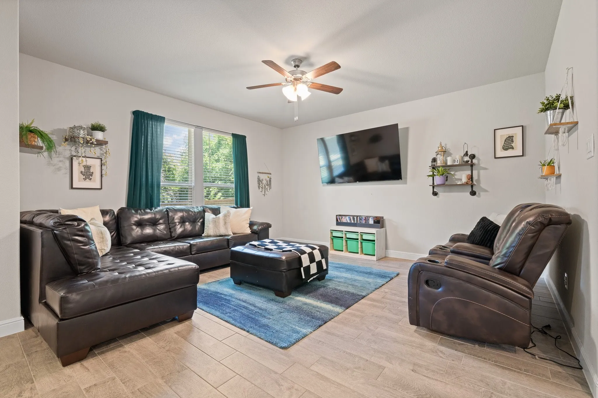 Single Family Residence For Sale in Denton County , 5709 Round Hill Road, Denton, Texas 76210, 4 Bedroom, 2 Bathroom, 2 Garage spaces, 1,845 Sqft, built in 2023, Preowned, mls#20971310, Real Estate Agent in Denton, Homes For Sale in Denton county, Homes For Sale in Denton, Realtor in Denton Texas, Real Estate Brokerage Independent Realty Texas, Luminita Cordes Realtor