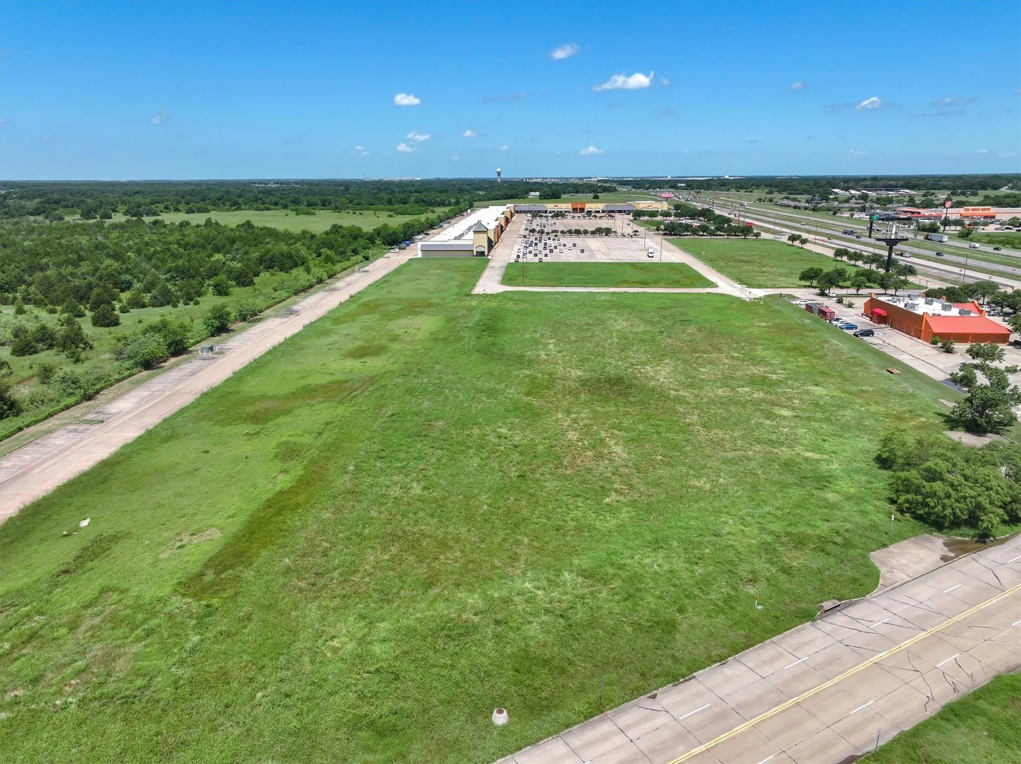 Drone / aerial view
