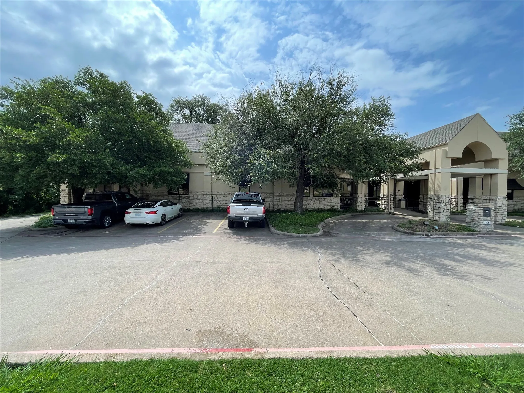 Office For Rent in Grayson County , 3305 N Calais Drive, Sherman, Texas 75090, 0, 0, Garage spaces, 0 Sqft, built in 1991, Preowned, mls#20973638, Real Estate Agent in Sherman, Homes For Rent in Grayson county, Homes For Rent in Sherman, Realtor in Sherman Texas, Real Estate Brokerage Independent Realty Texas, Luminita Cordes Realtor