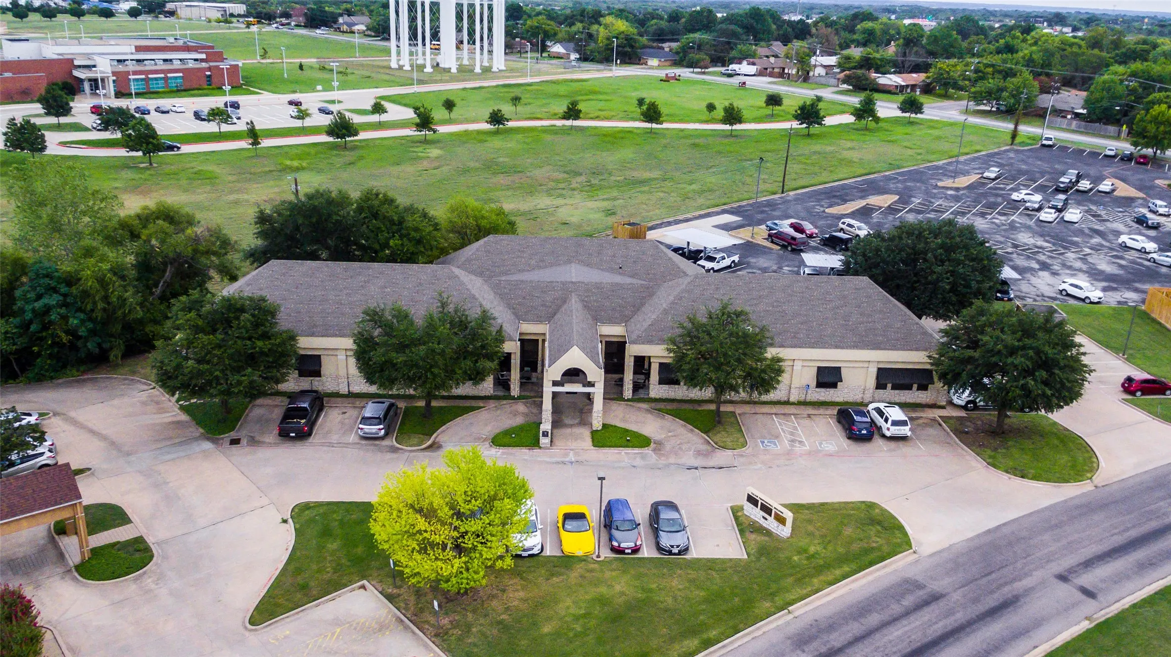 Office For Rent in Grayson County , 3305 N Calais Drive, Sherman, Texas 75090, 0, 0, Garage spaces, 0 Sqft, built in 1991, Preowned, mls#20973638, Real Estate Agent in Sherman, Homes For Rent in Grayson county, Homes For Rent in Sherman, Realtor in Sherman Texas, Real Estate Brokerage Independent Realty Texas, Luminita Cordes Realtor