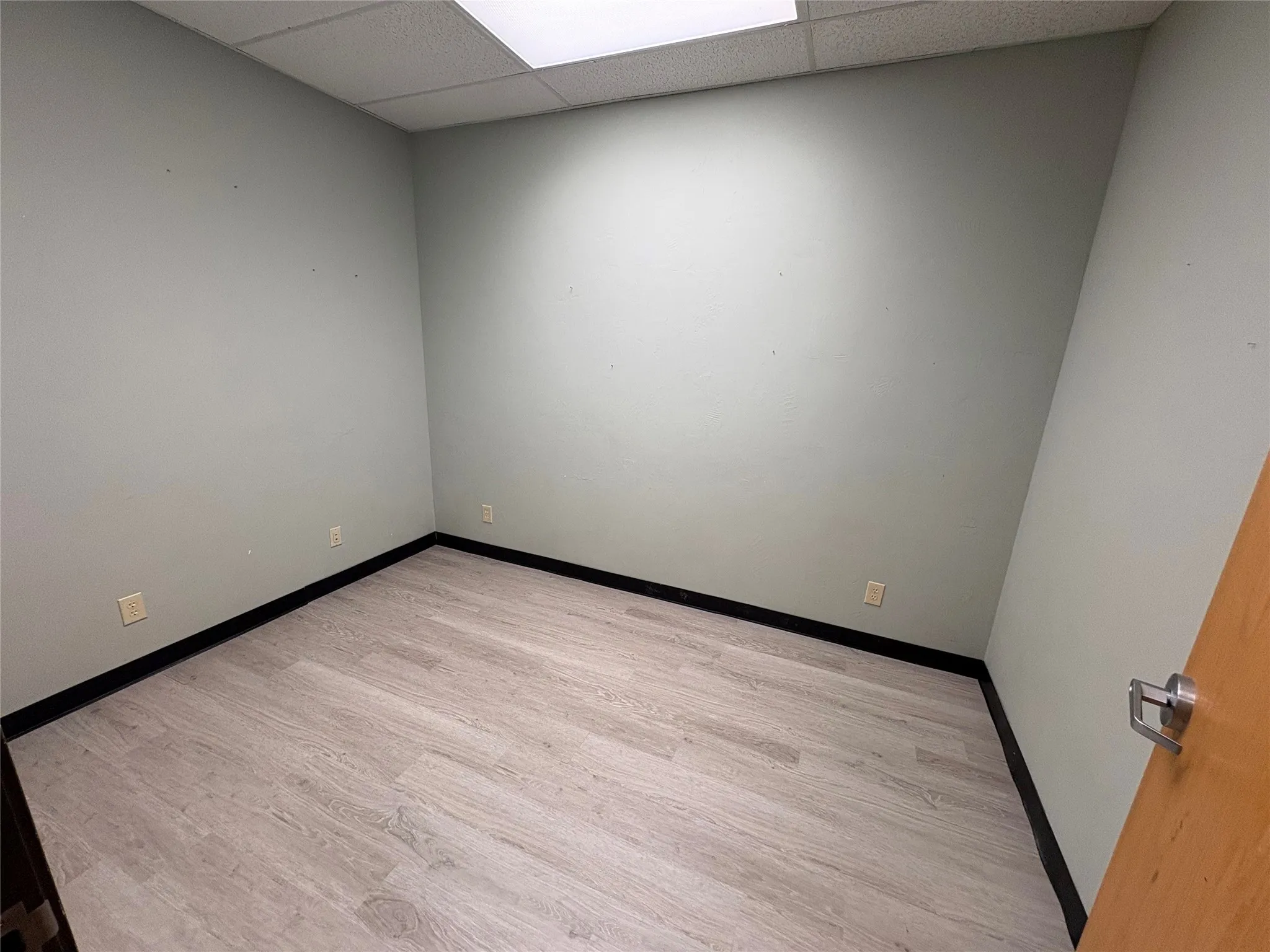 Office For Rent in Grayson County , 3305 N Calais Drive, Sherman, Texas 75090, 0, 0, Garage spaces, 0 Sqft, built in 1991, Preowned, mls#20973638, Real Estate Agent in Sherman, Homes For Rent in Grayson county, Homes For Rent in Sherman, Realtor in Sherman Texas, Real Estate Brokerage Independent Realty Texas, Luminita Cordes Realtor