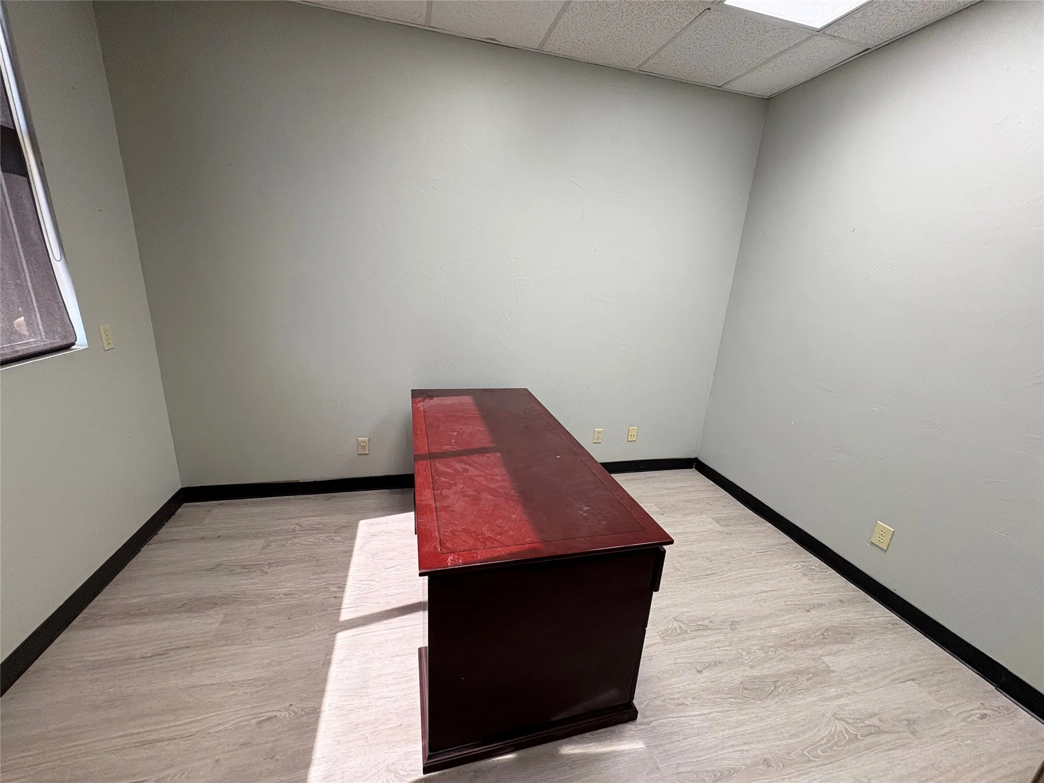 Office For Rent in Grayson County , 3305 N Calais Drive, Sherman, Texas 75090, 0, 0, Garage spaces, 0 Sqft, built in 1991, Preowned, mls#20973638, Real Estate Agent in Sherman, Homes For Rent in Grayson county, Homes For Rent in Sherman, Realtor in Sherman Texas, Real Estate Brokerage Independent Realty Texas, Luminita Cordes Realtor