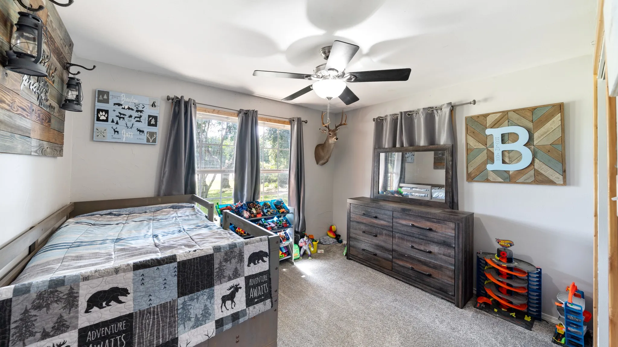 Single Family Residence For Sale in Van Zandt County , 29080 State Highway 19 N, Athens, Texas 75752, 3 Bedrooms, 1 Bathroom, Garage spaces, 1,216 Sqft, built in 1963, Preowned, Price $227,400, mls#20973718, Real Estate Agent in Athens, Homes For Sale in Van Zandt county, Homes For Sale in Athens, Realtor in Athens Texas, Real Estate Brokerage Independent Realty Texas, Luminita Cordes Realtor