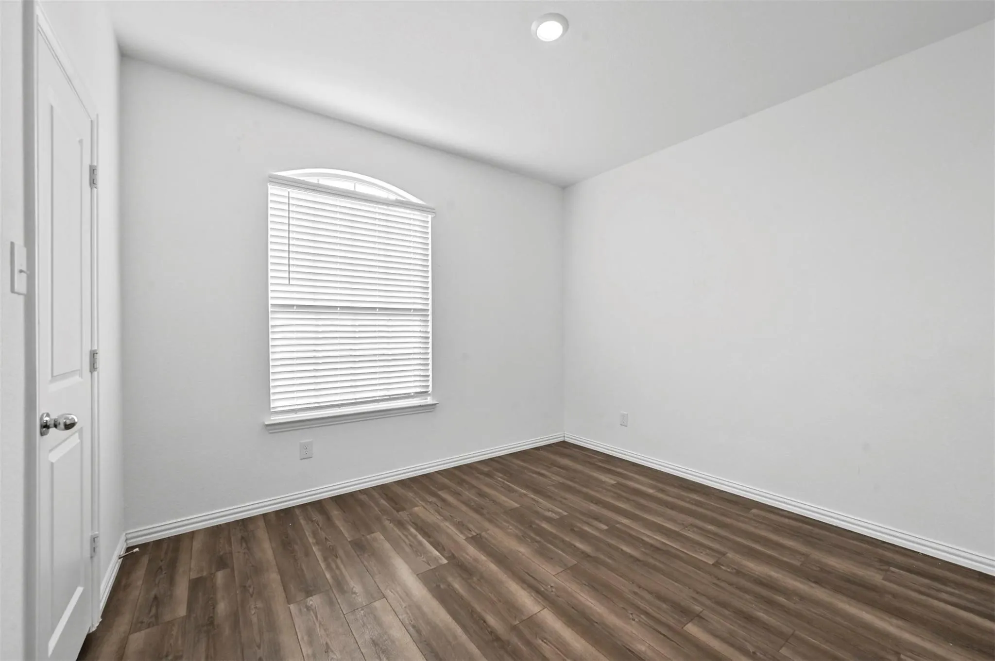 Single Family Residence For Sale in Denton County , 5025 Salinger Drive, Celina, Texas 76227, 4 Bedroom, 2 Bathroom, 2 Garage spaces, 2,009 Sqft, built in 2021, mls#20974082, Real Estate Agent in Celina, Homes For Sale in Denton county, Homes For Sale in Celina, Realtor in Celina Texas, Real Estate Brokerage Independent Realty Texas, Luminita Cordes Realtor