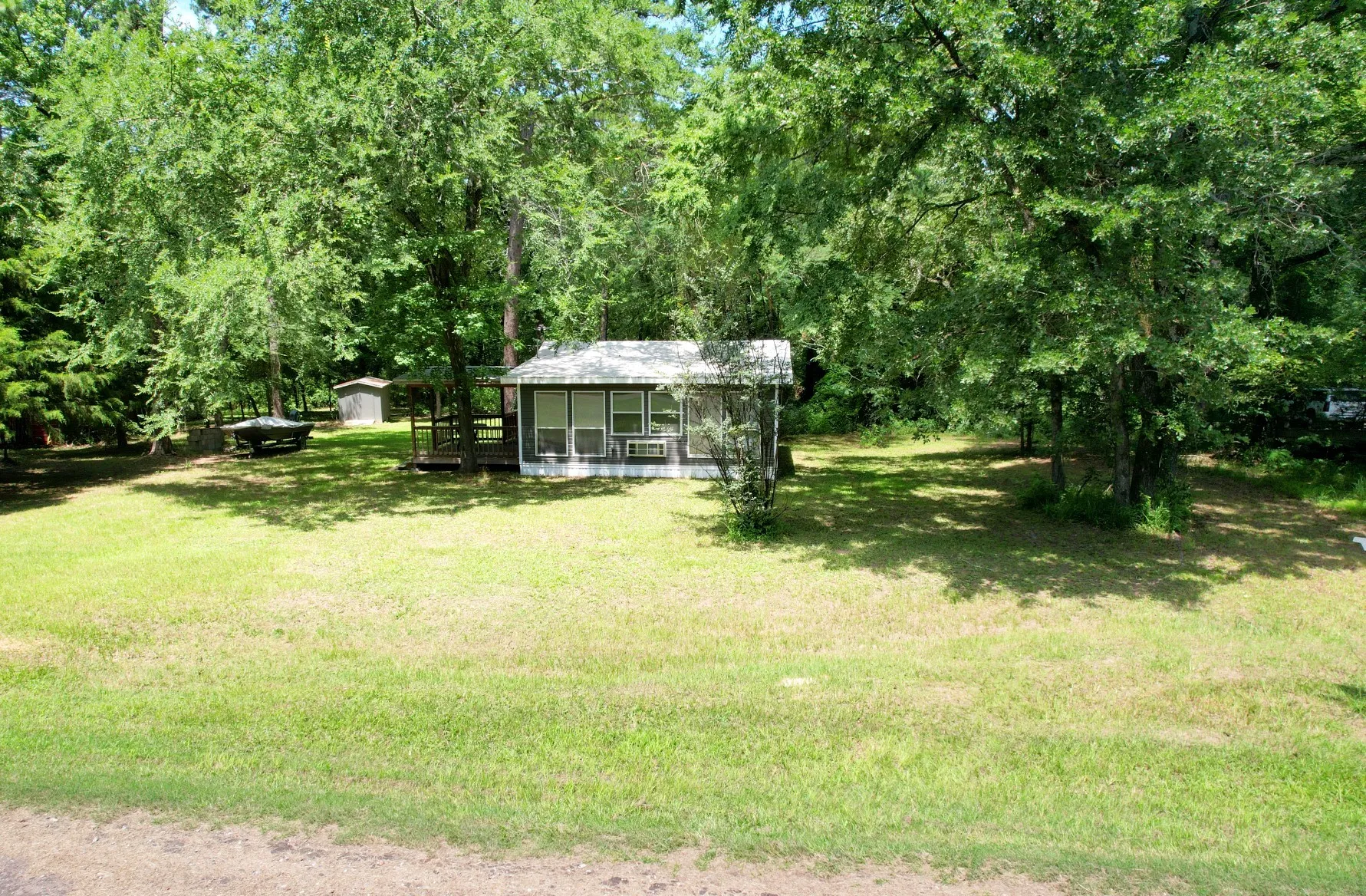 Single Family Residence For Sale in Wood County , 1611 County Road 1858, Yantis, Texas 75497, 2 Bedrooms, 1 Bathroom, Garage spaces, 580 Sqft, built in 0, Preowned, Price $139,900, mls#20972976, Real Estate Agent in Yantis, Homes For Sale in Wood county, Homes For Sale in Yantis, Realtor in Yantis Texas, Real Estate Brokerage Independent Realty Texas, Luminita Cordes Realtor