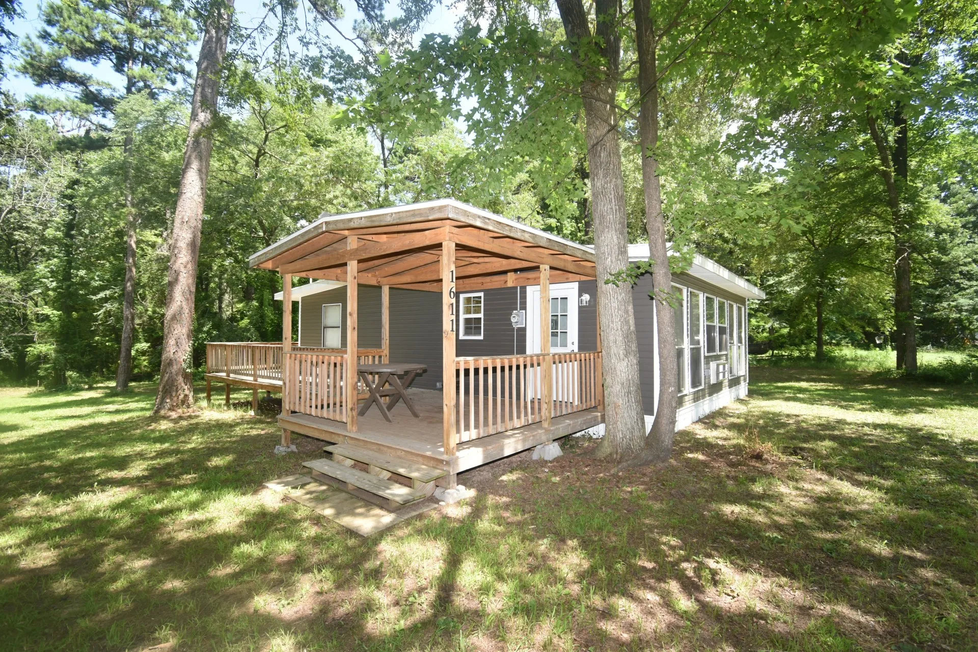 Single Family Residence For Sale in Wood County , 1611 County Road 1858, Yantis, Texas 75497, 2 Bedrooms, 1 Bathroom, Garage spaces, 580 Sqft, built in 0, Preowned, Price $139,900, mls#20972976, Real Estate Agent in Yantis, Homes For Sale in Wood county, Homes For Sale in Yantis, Realtor in Yantis Texas, Real Estate Brokerage Independent Realty Texas, Luminita Cordes Realtor