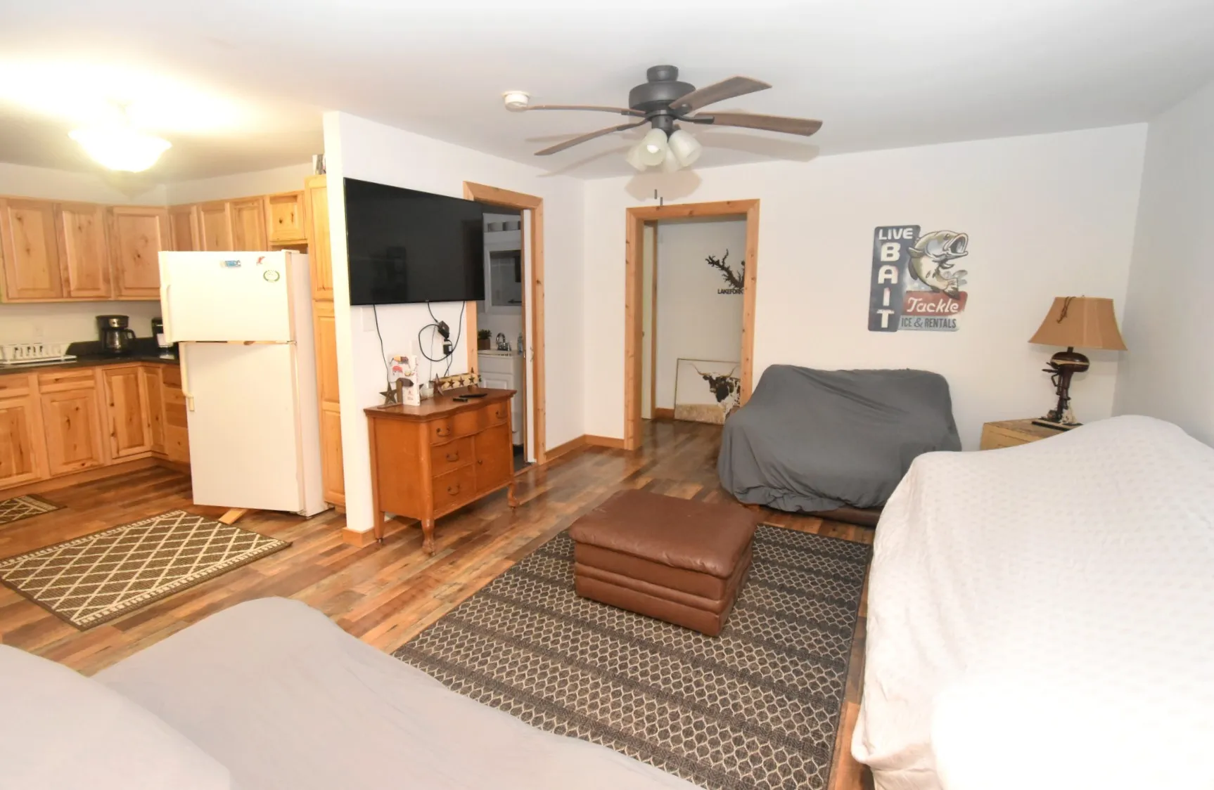 Single Family Residence For Sale in Wood County , 1611 County Road 1858, Yantis, Texas 75497, 2 Bedrooms, 1 Bathroom, Garage spaces, 580 Sqft, built in 0, Preowned, Price $139,900, mls#20972976, Real Estate Agent in Yantis, Homes For Sale in Wood county, Homes For Sale in Yantis, Realtor in Yantis Texas, Real Estate Brokerage Independent Realty Texas, Luminita Cordes Realtor