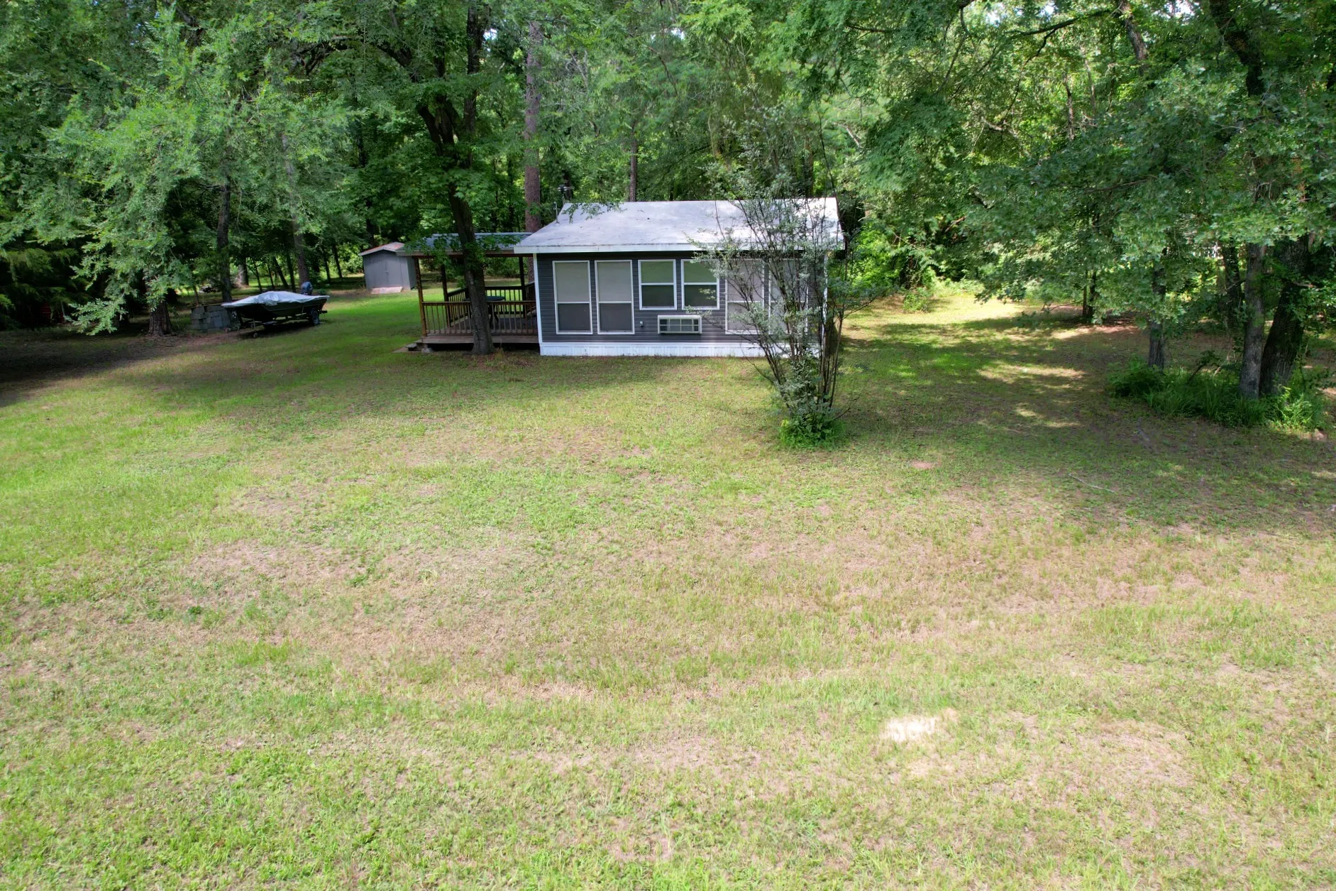 Single Family Residence For Sale in Wood County , 1611 County Road 1858, Yantis, Texas 75497, 2 Bedrooms, 1 Bathroom, Garage spaces, 580 Sqft, built in 0, Preowned, Price $139,900, mls#20972976, Real Estate Agent in Yantis, Homes For Sale in Wood county, Homes For Sale in Yantis, Realtor in Yantis Texas, Real Estate Brokerage Independent Realty Texas, Luminita Cordes Realtor