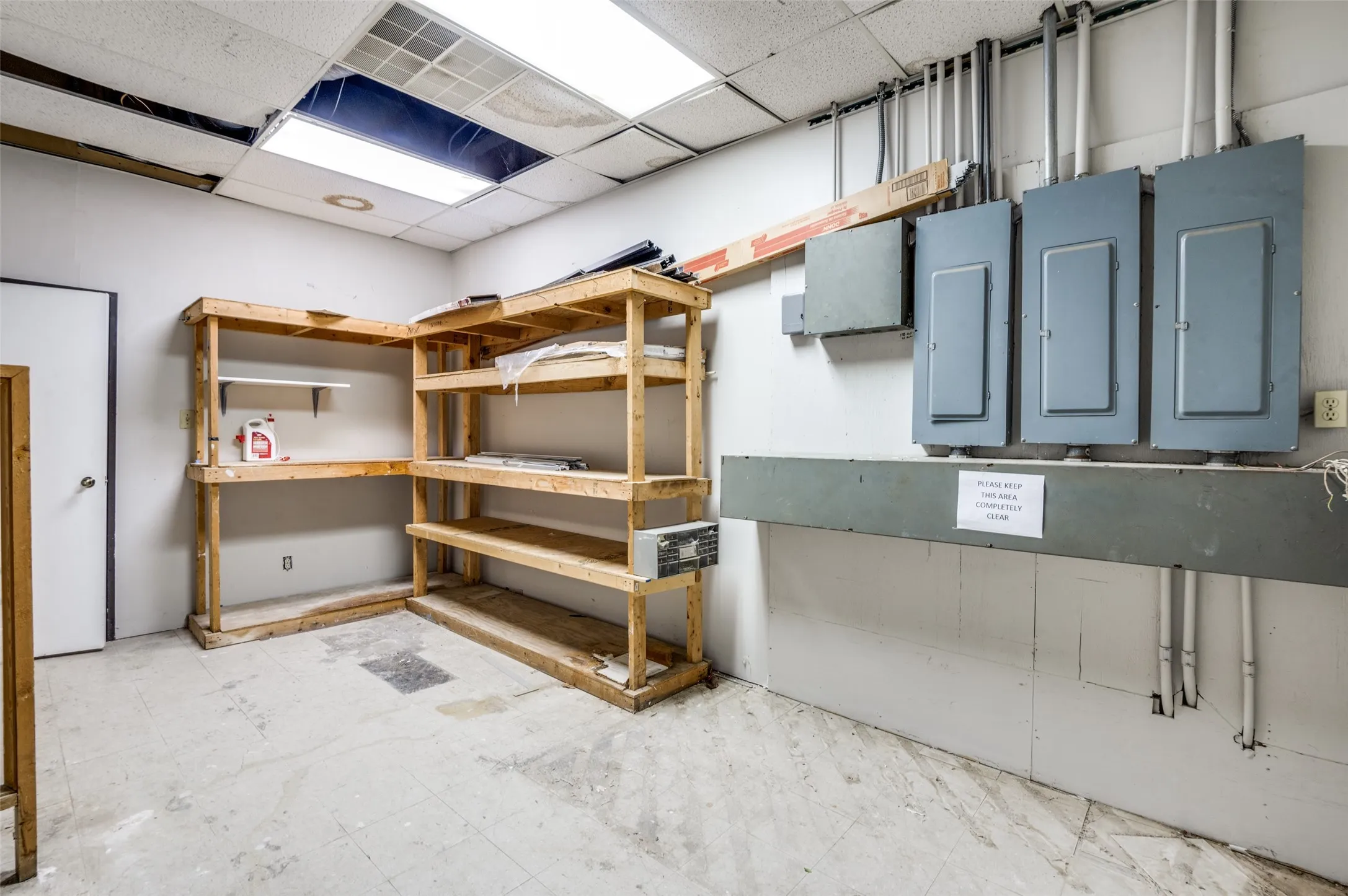 Office For Sale in Denton County , 2345 State Highway 121, Lewisville, Texas 75056, 0, 0, Garage spaces, 0 Sqft, built in 1987, mls#20972252, Real Estate Agent in Lewisville, Homes For Sale in Denton county, Homes For Sale in Lewisville, Realtor in Lewisville Texas, Real Estate Brokerage Independent Realty Texas, Luminita Cordes Realtor