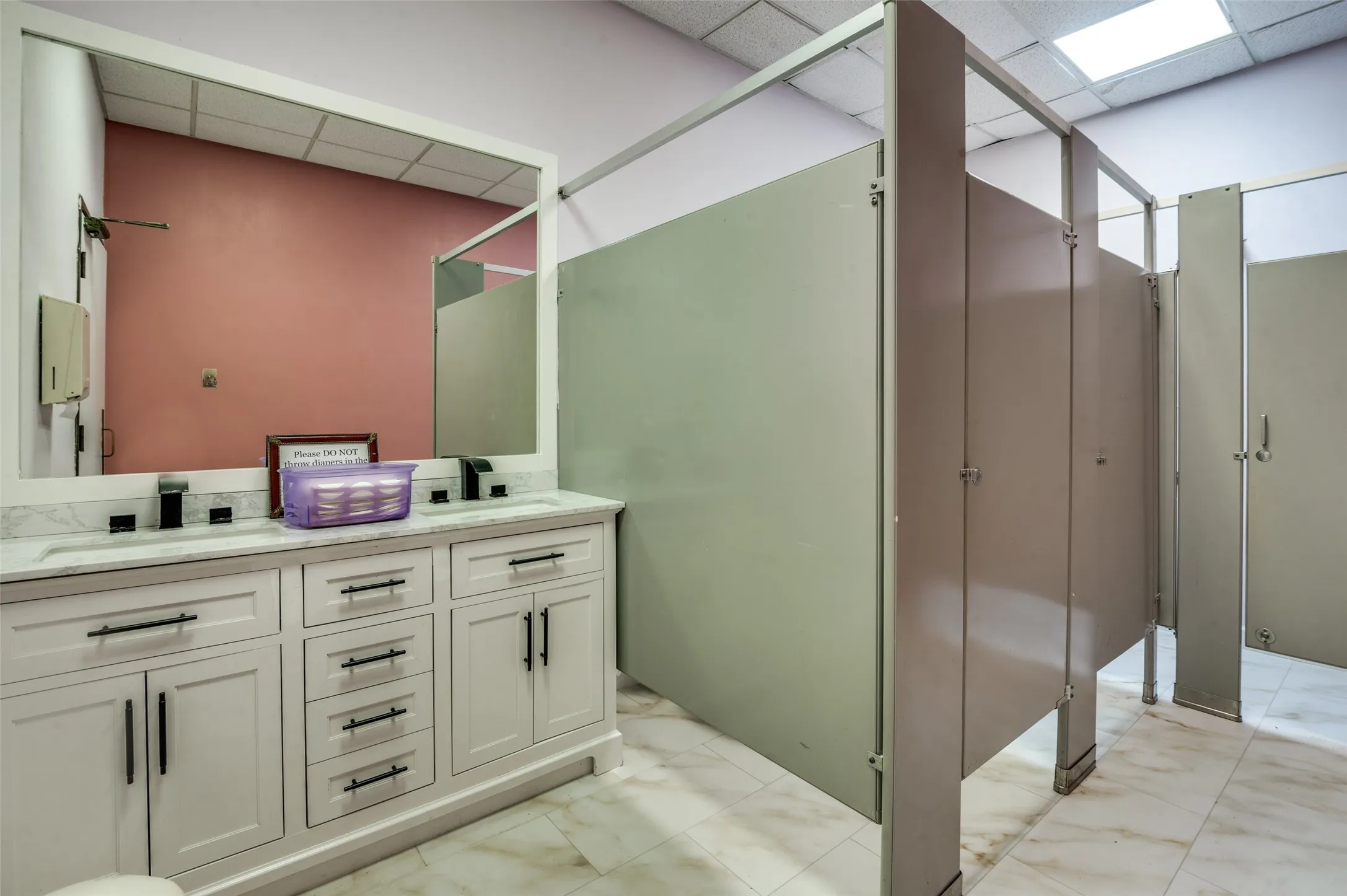Office For Sale in Denton County , 2345 State Highway 121, Lewisville, Texas 75056, 0, 0, Garage spaces, 0 Sqft, built in 1987, mls#20972252, Real Estate Agent in Lewisville, Homes For Sale in Denton county, Homes For Sale in Lewisville, Realtor in Lewisville Texas, Real Estate Brokerage Independent Realty Texas, Luminita Cordes Realtor