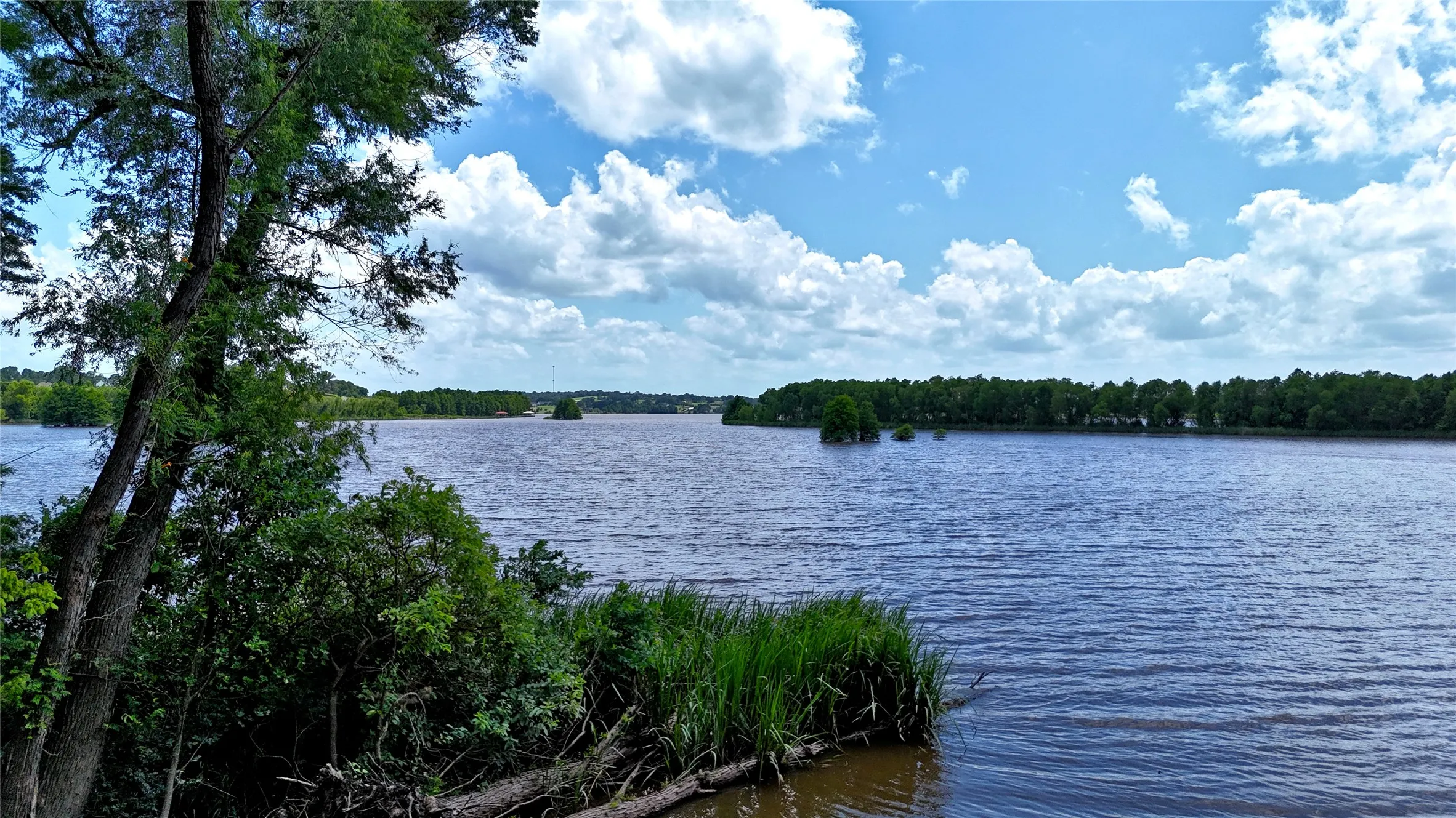 Unimproved Land For Sale in Henderson County , Lot 340 Grand View Drive, Athens, Texas 75752, 0, 0, Garage spaces, 0 Sqft, built in 0, Price $163,500, mls#20975093, Real Estate Agent in Athens, Homes For Sale in Henderson county, Homes For Sale in Athens, Realtor in Athens Texas, Real Estate Brokerage Independent Realty Texas, Luminita Cordes Realtor