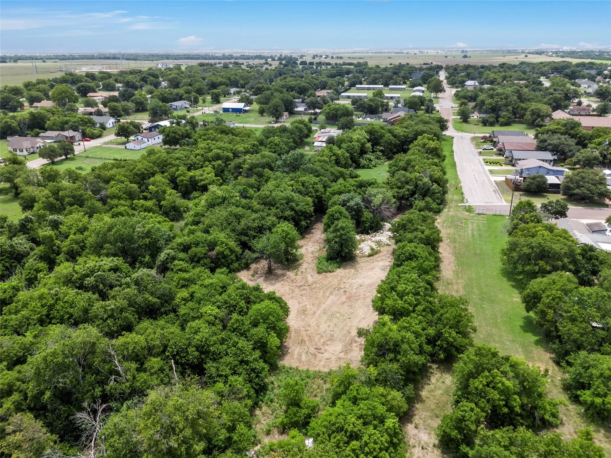 Unimproved Land For Sale in Mc Lennan County , TBD E 1st Street, Mc Gregor, Texas 76657, 0, 0, Garage spaces, 0 Sqft, built in 0, mls#20966955, Real Estate Agent in Mc Gregor, Homes For Sale in Mc Lennan county, Homes For Sale in Mc Gregor, Realtor in Mc Gregor Texas, Real Estate Brokerage Independent Realty Texas, Luminita Cordes Realtor