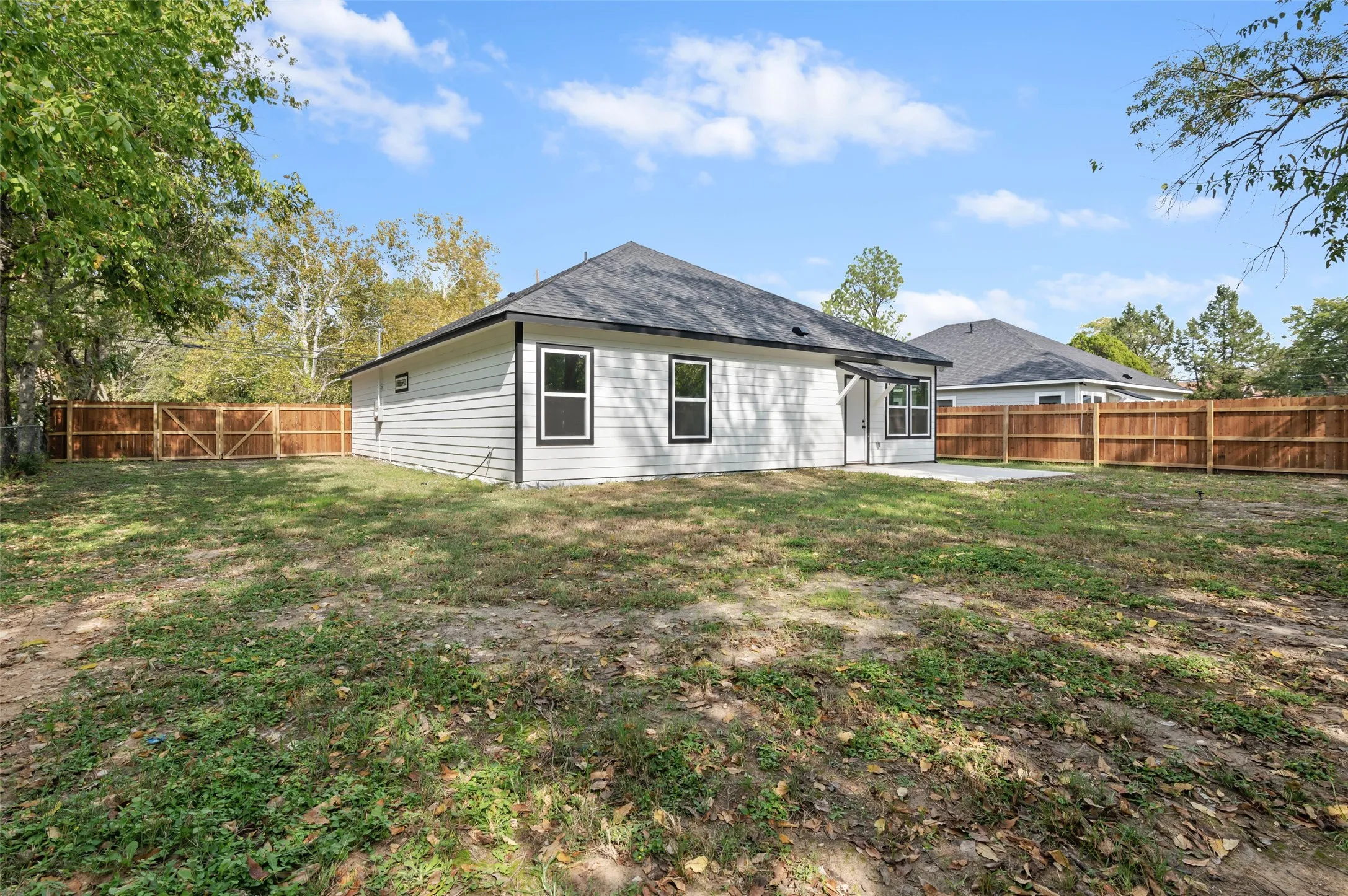 Single Family Residence For Sale in Cooke County , 1520 Harris Street, Gainesville, Texas 76240, 3 Bedrooms, 2 Bathrooms, 2 Garage spaces, 1,664 Sqft, built in 2025, New Construction - Complete, Price $287,500, mls#20975816, Real Estate Agent in Gainesville, Homes For Sale in Cooke county, Homes For Sale in Gainesville, Realtor in Gainesville Texas, Real Estate Brokerage Independent Realty Texas, Luminita Cordes Realtor
