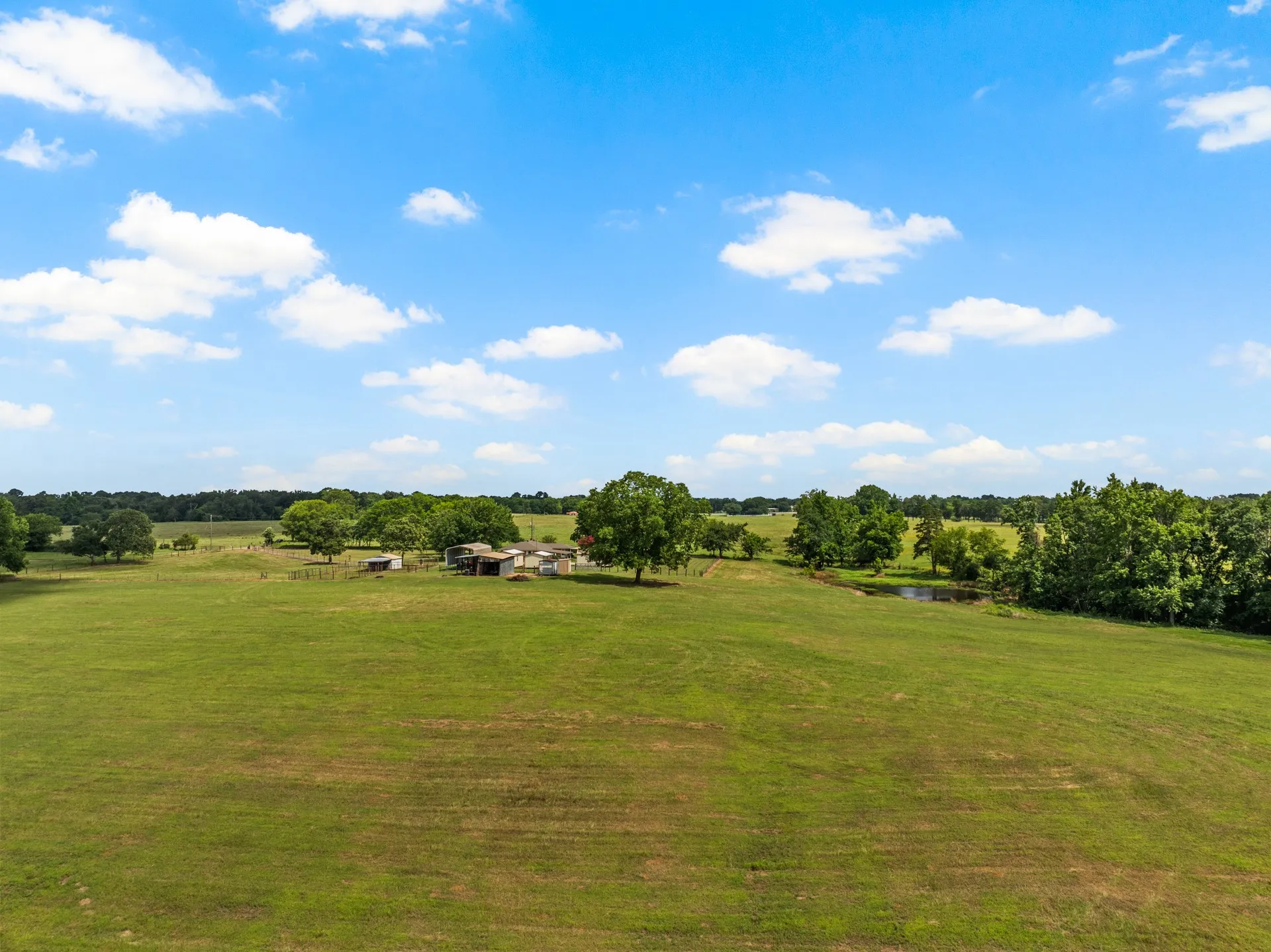 Farm For Sale in Camp County , 468 CR 4211, Pittsburg, Texas 75686, 3 Bedrooms, 2 Bathrooms, Garage spaces, 1,649 Sqft, built in 1965, Price $699,900, mls#20975830, Real Estate Agent in Pittsburg, Homes For Sale in Camp county, Homes For Sale in Pittsburg, Realtor in Pittsburg Texas, Real Estate Brokerage Independent Realty Texas, Luminita Cordes Realtor