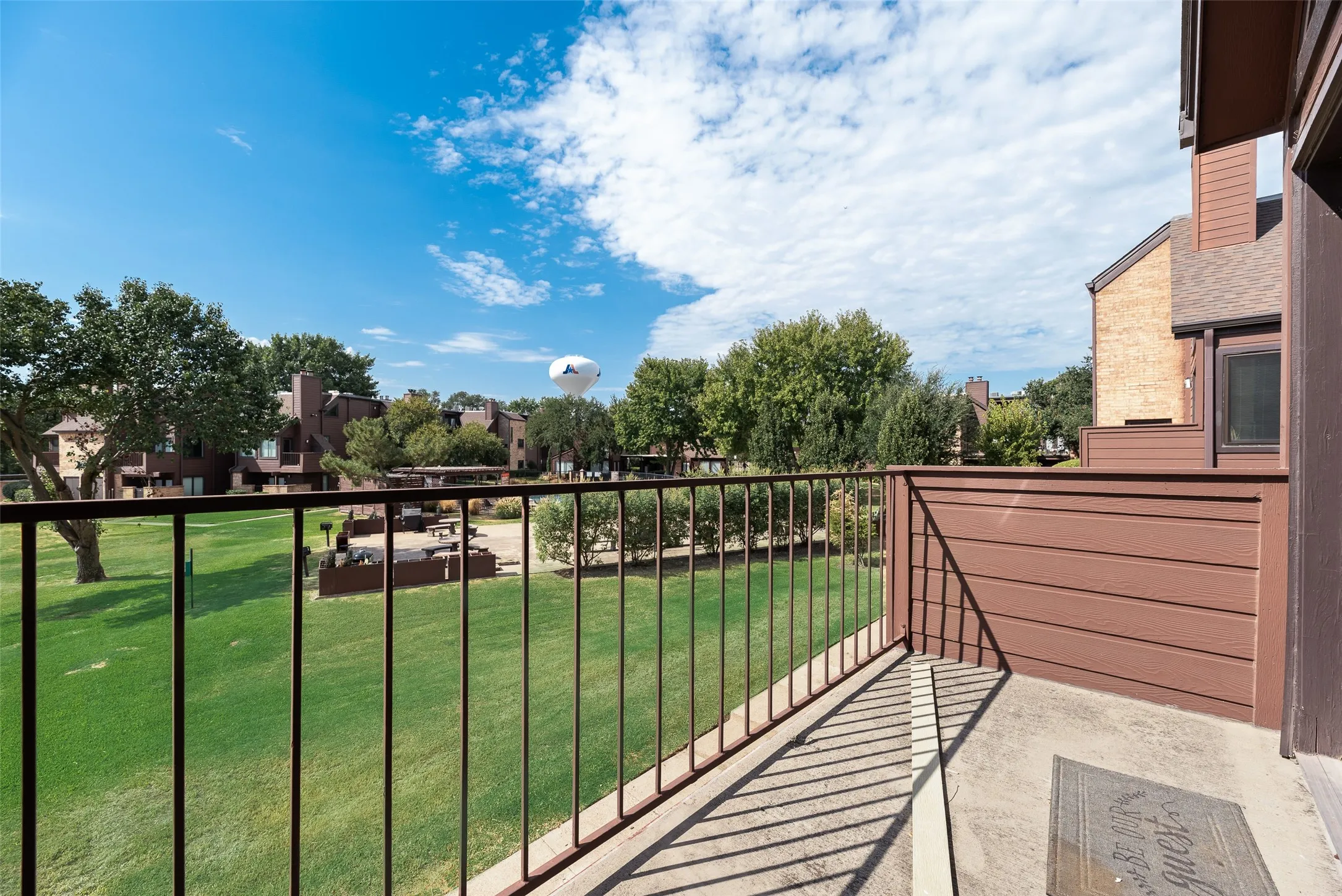 Condominium For Sale in Tarrant County , 1704 Baird Farm Circle 4209, Arlington, Texas 76006, 2 Bedroom, 2 Bathroom, Garage spaces, 1,028 Sqft, built in 1985, Preowned, mls#20976086, Real Estate Agent in Arlington, Homes For Sale in Tarrant county, Homes For Sale in Arlington, Realtor in Arlington Texas, Real Estate Brokerage Independent Realty Texas, Luminita Cordes Realtor