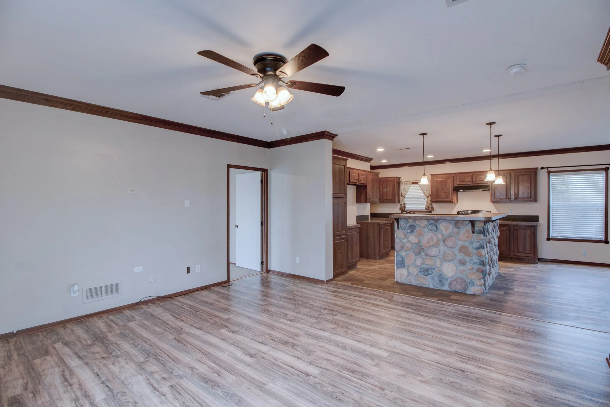 Open concept to the kitchen