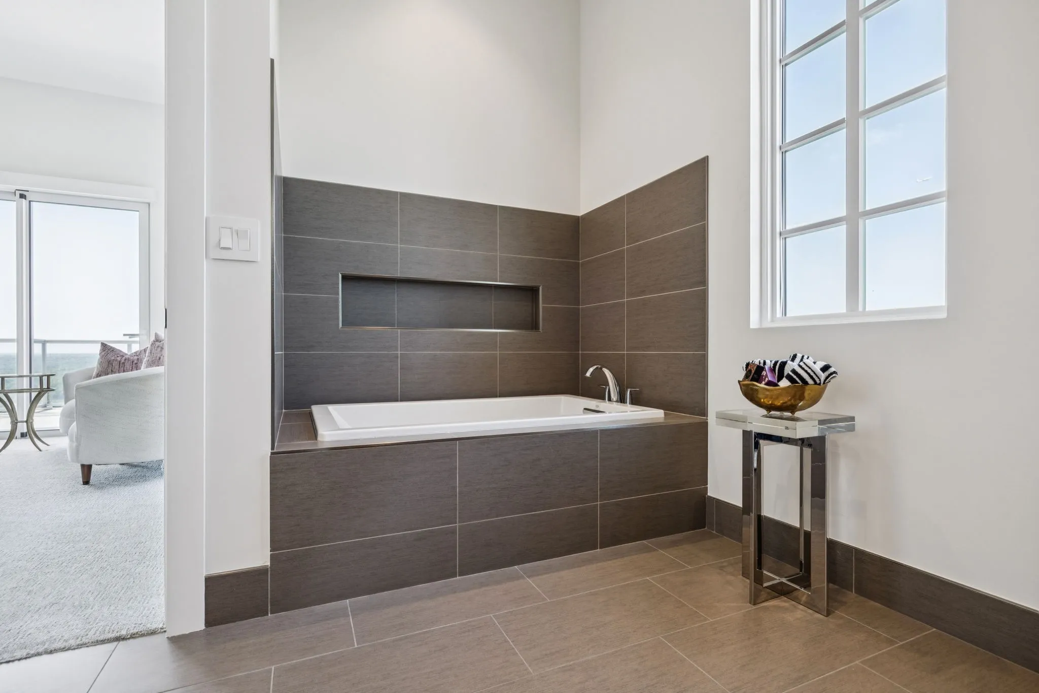 Condominium For Sale in Tarrant County , 2800 Lakeside Parkway 1502, Flower Mound, Texas 75022, 4 Bedroom, 5 Bathroom, 3 Garage spaces, 4,491 Sqft, built in 2018, mls#20976293, Real Estate Agent in Flower Mound, Homes For Sale in Tarrant county, Homes For Sale in Flower Mound, Realtor in Flower Mound Texas, Real Estate Brokerage Independent Realty Texas, Luminita Cordes Realtor