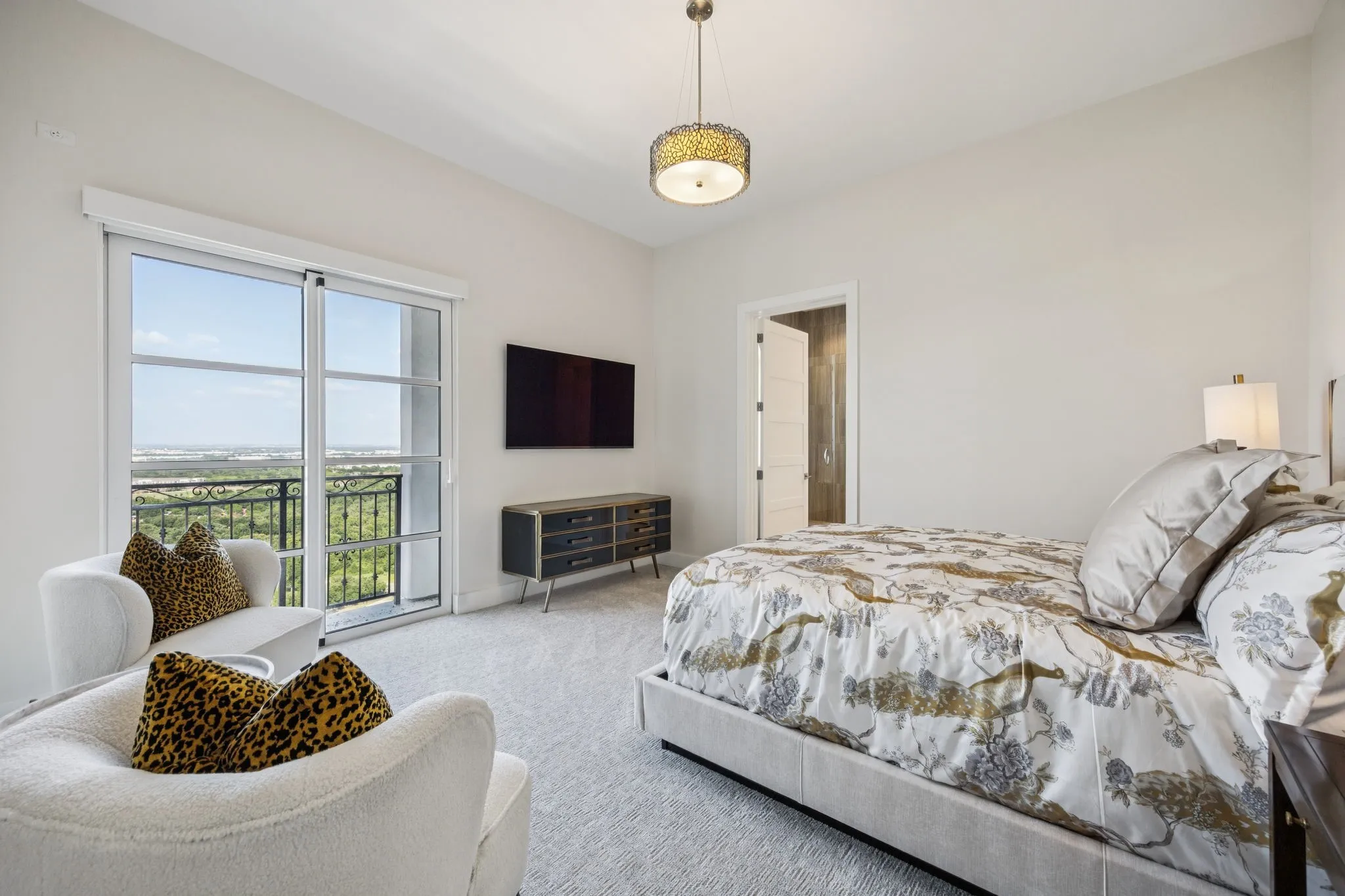 Condominium For Sale in Tarrant County , 2800 Lakeside Parkway 1502, Flower Mound, Texas 75022, 4 Bedroom, 5 Bathroom, 3 Garage spaces, 4,491 Sqft, built in 2018, mls#20976293, Real Estate Agent in Flower Mound, Homes For Sale in Tarrant county, Homes For Sale in Flower Mound, Realtor in Flower Mound Texas, Real Estate Brokerage Independent Realty Texas, Luminita Cordes Realtor
