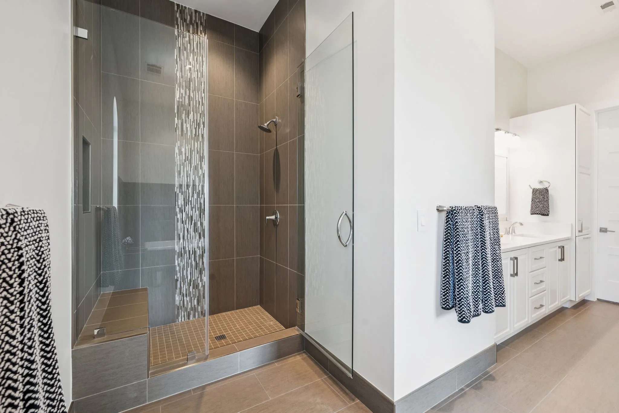 Condominium For Sale in Tarrant County , 2800 Lakeside Parkway 1502, Flower Mound, Texas 75022, 4 Bedroom, 5 Bathroom, 3 Garage spaces, 4,491 Sqft, built in 2018, mls#20976293, Real Estate Agent in Flower Mound, Homes For Sale in Tarrant county, Homes For Sale in Flower Mound, Realtor in Flower Mound Texas, Real Estate Brokerage Independent Realty Texas, Luminita Cordes Realtor