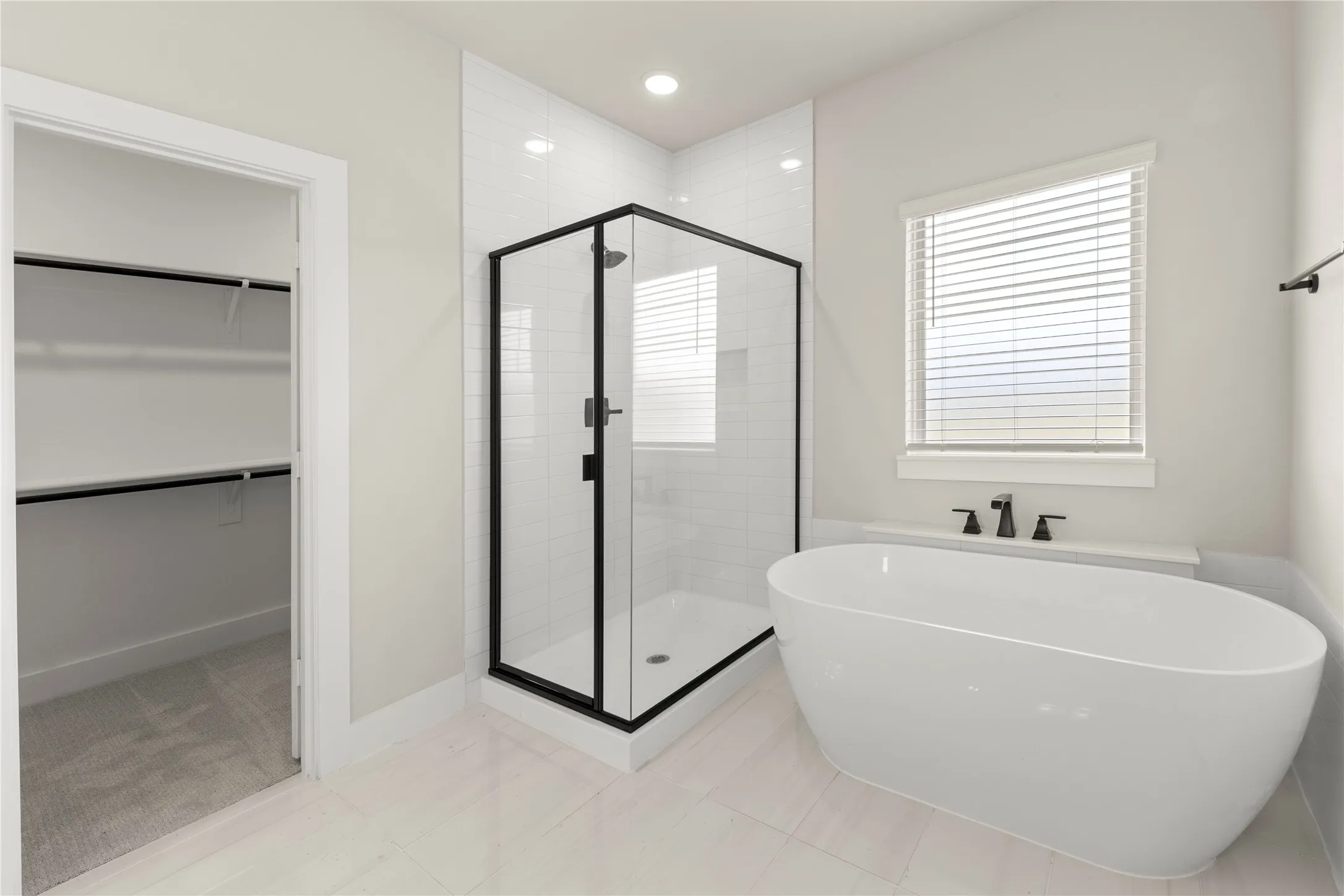 19. 2374 Bell - Bath (3)