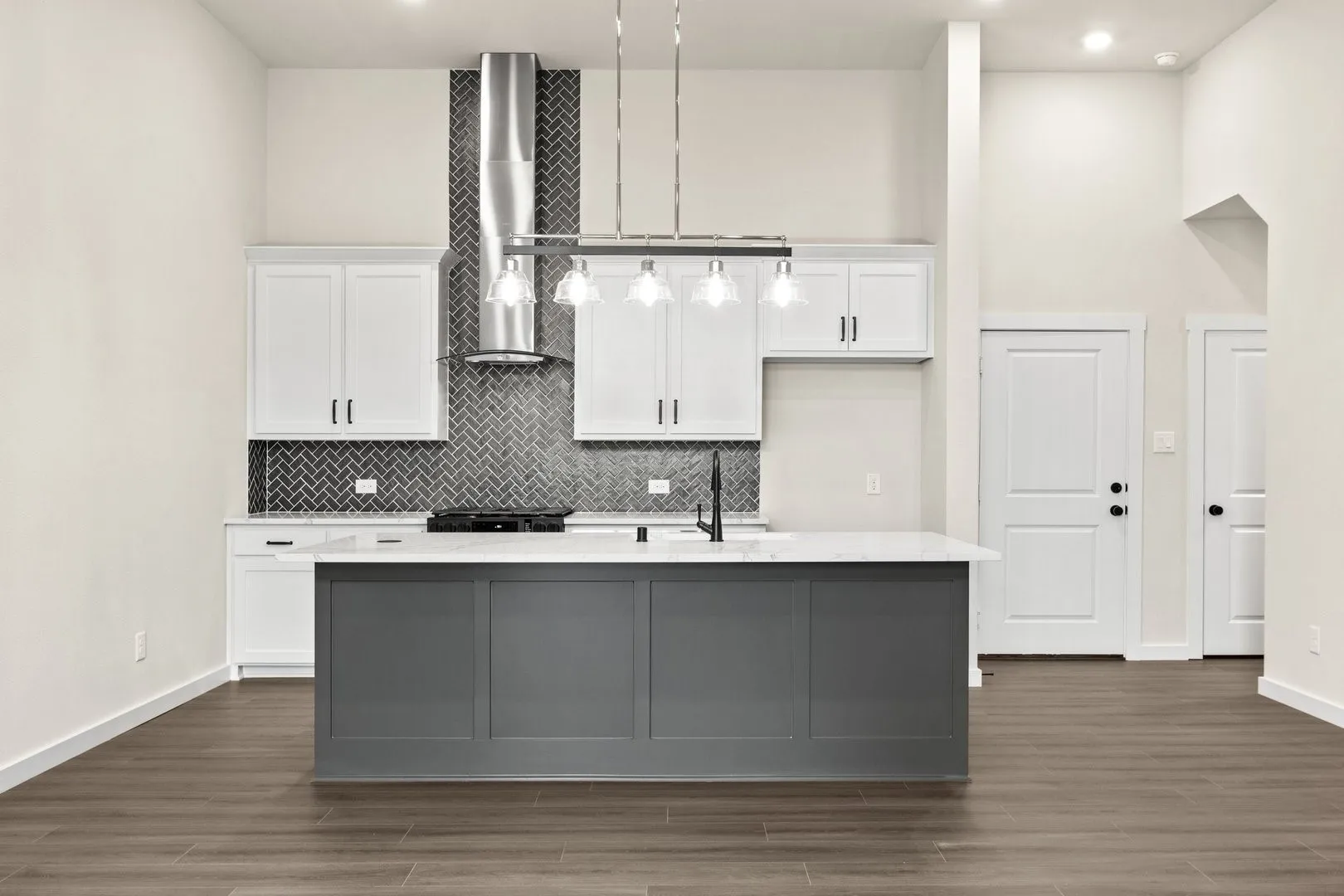 008-12408AudubonTrail-Wylie-TX-75098-Kitchen.jpg-SMALL