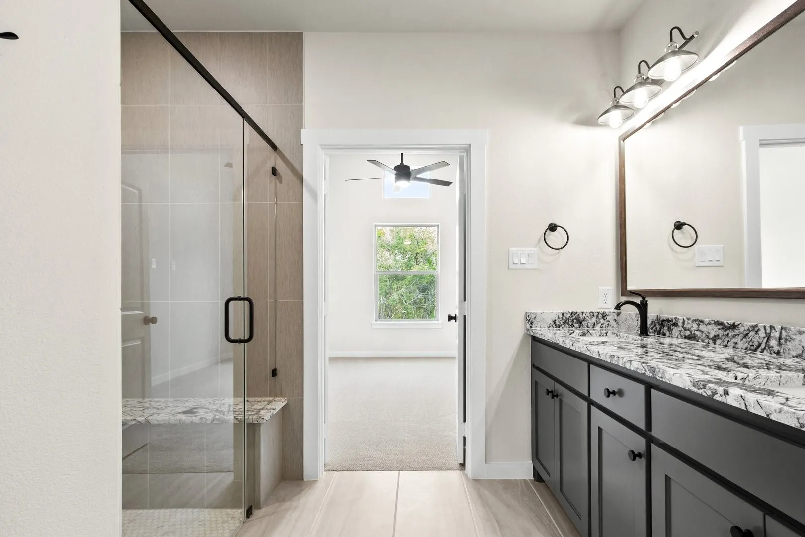 016-12408AudubonTrail-Wylie-TX-75098-PrimaryBathroom.jpg-SMALL