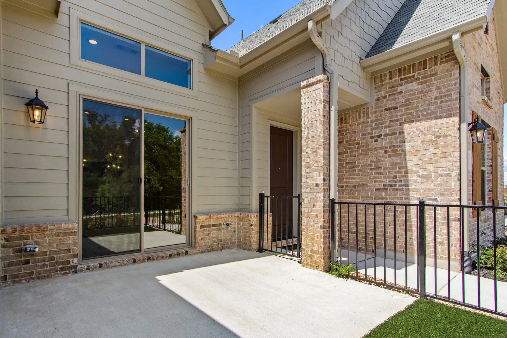 005-8513DelRioTrail-Rowlett-TX-75089-Patio.jpg-SMALL